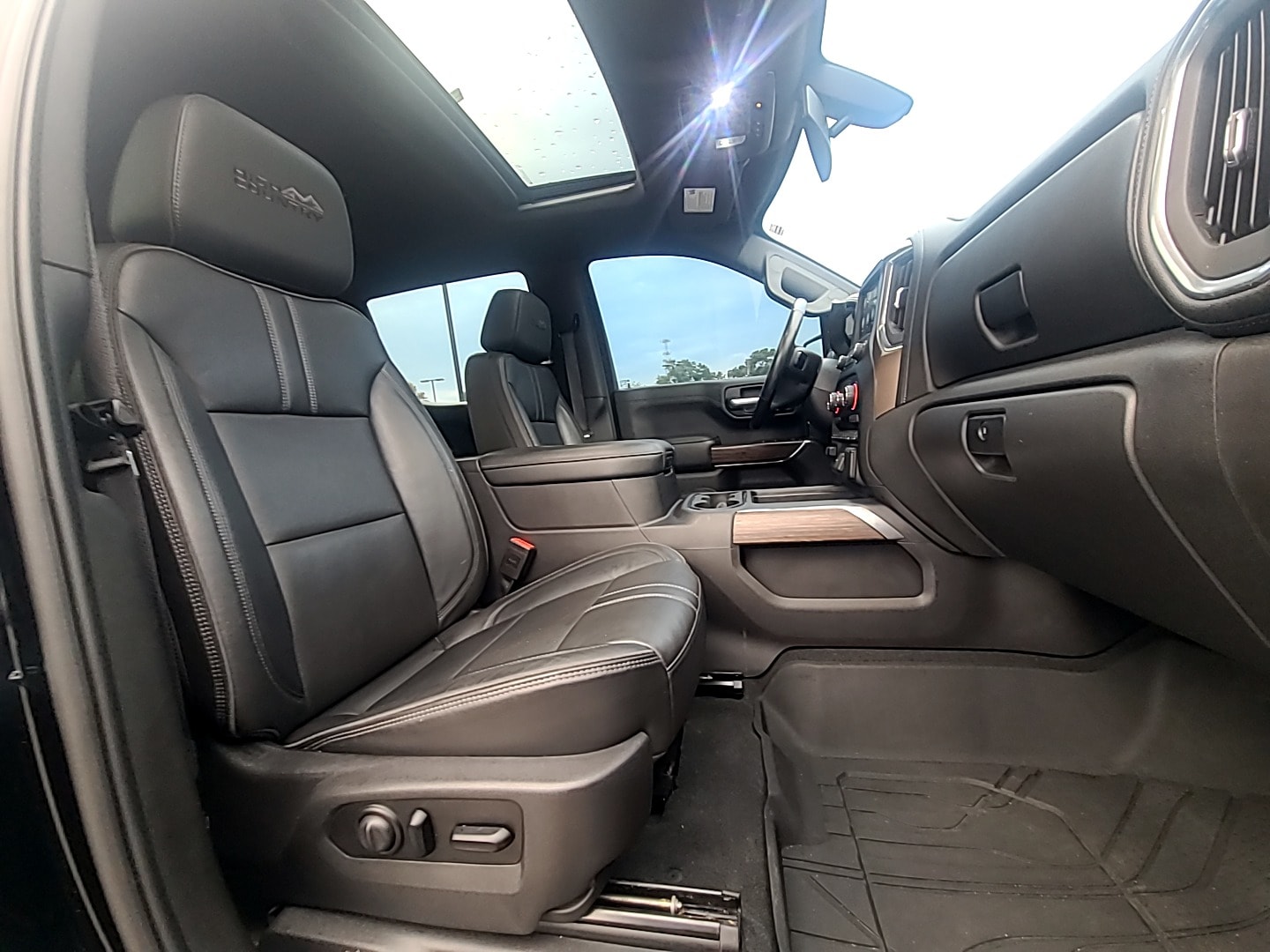 2021 Chevrolet Silverado 1500 High Country - 8