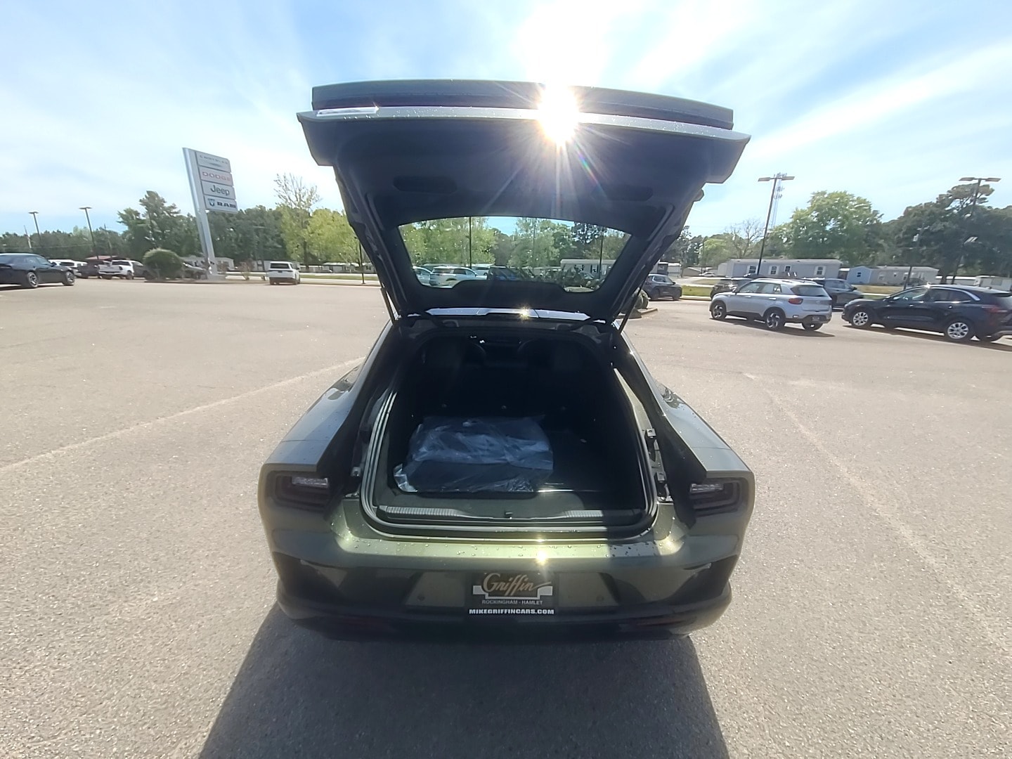 2026 Dodge Charger R/T 4-DOOR AWD Green Machine at Griffin CDJR
