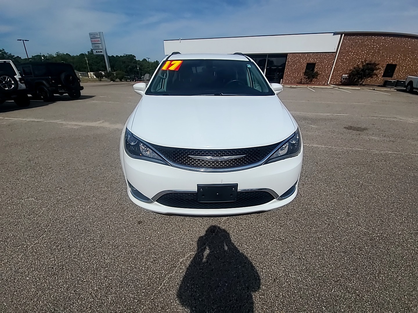 Used 2017 Chrysler Pacifica Touring-L with VIN 2C4RC1BG5HR821241 for sale in Hamlet, NC