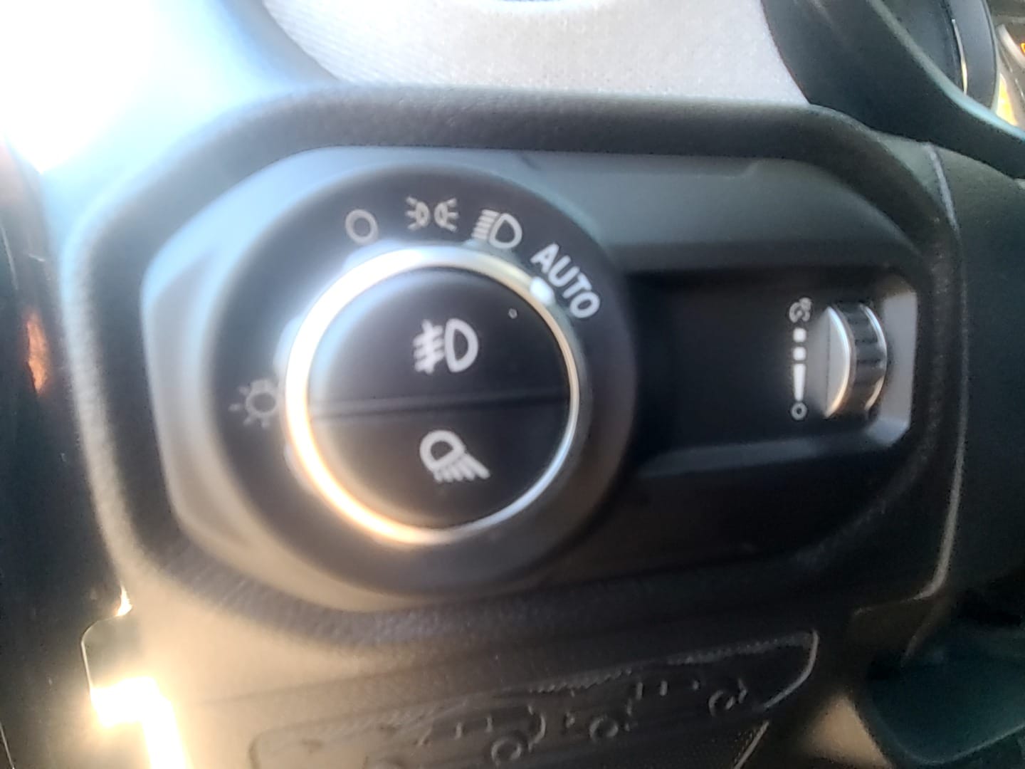 2026 Jeep Gladiator SPORT S 4X4 anvil clearcoat at Griffin CDJR