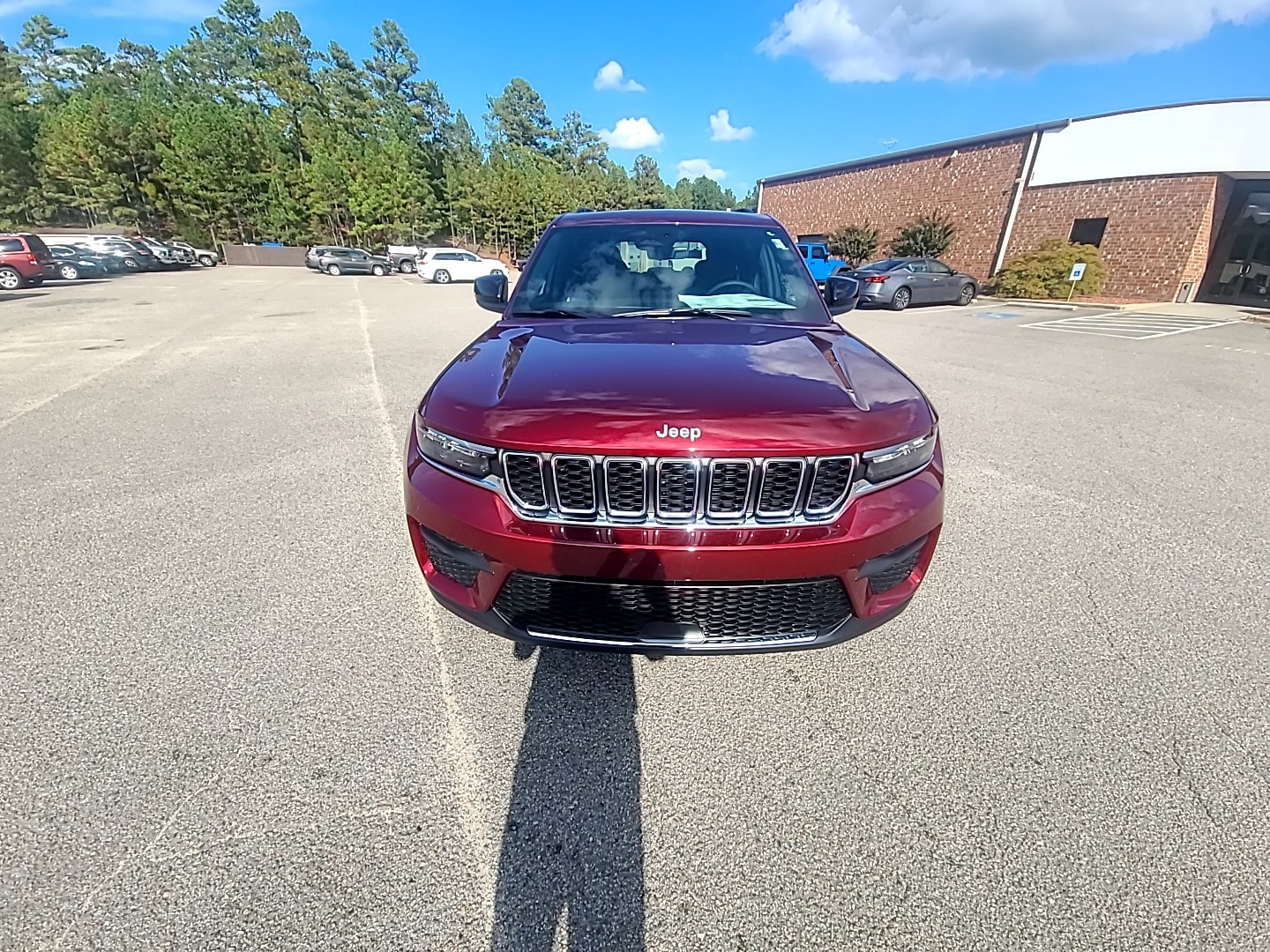 2025 Jeep Grand Cherokee LAREDO X 4X4 - 1