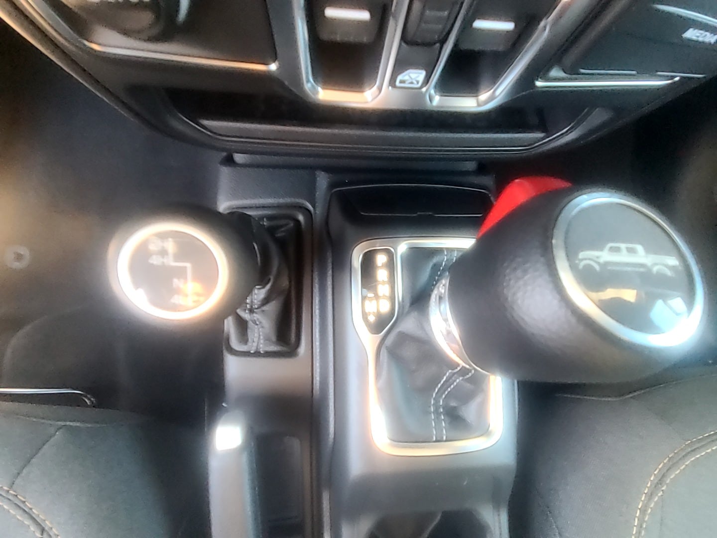 2026 Jeep Gladiator SPORT S 4X4 anvil clearcoat at Griffin CDJR