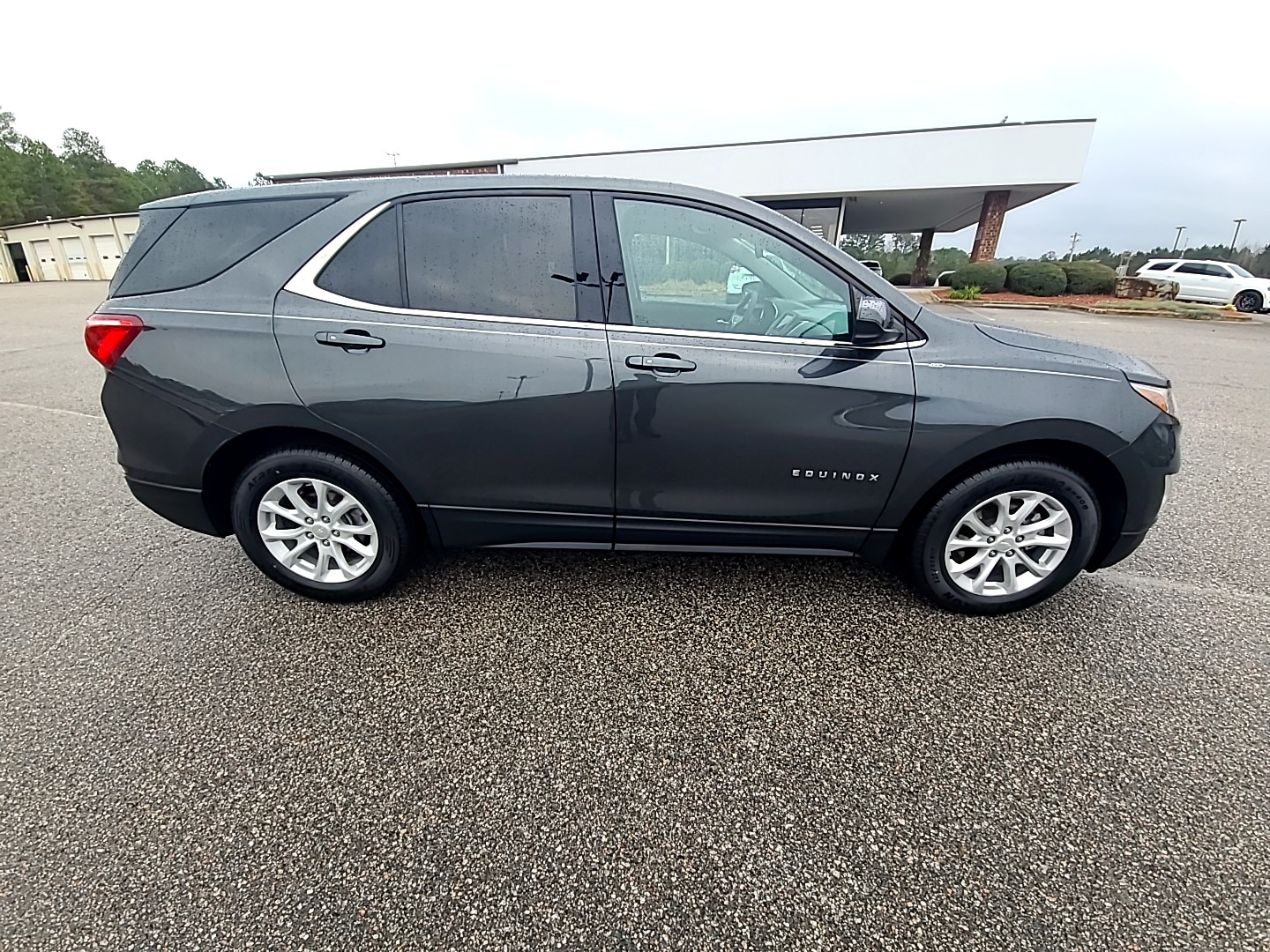 2019 Chevrolet Equinox LT - 4