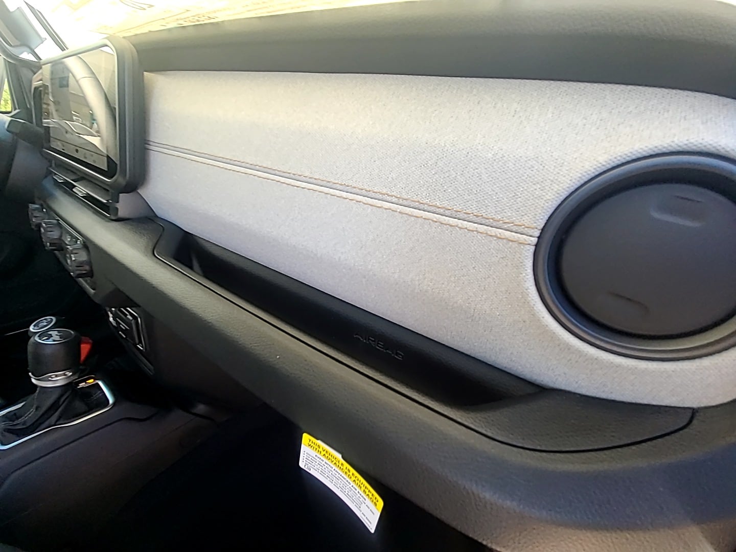 2026 Jeep Wrangler 4-DOOR SPORT S granite crystal metallic clearcoat at Griffin CDJR