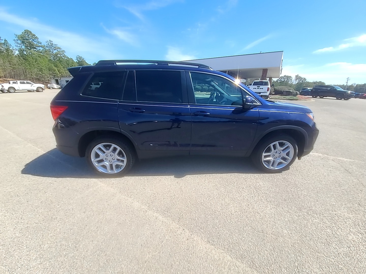 2025 Honda Passport EX-L - 3