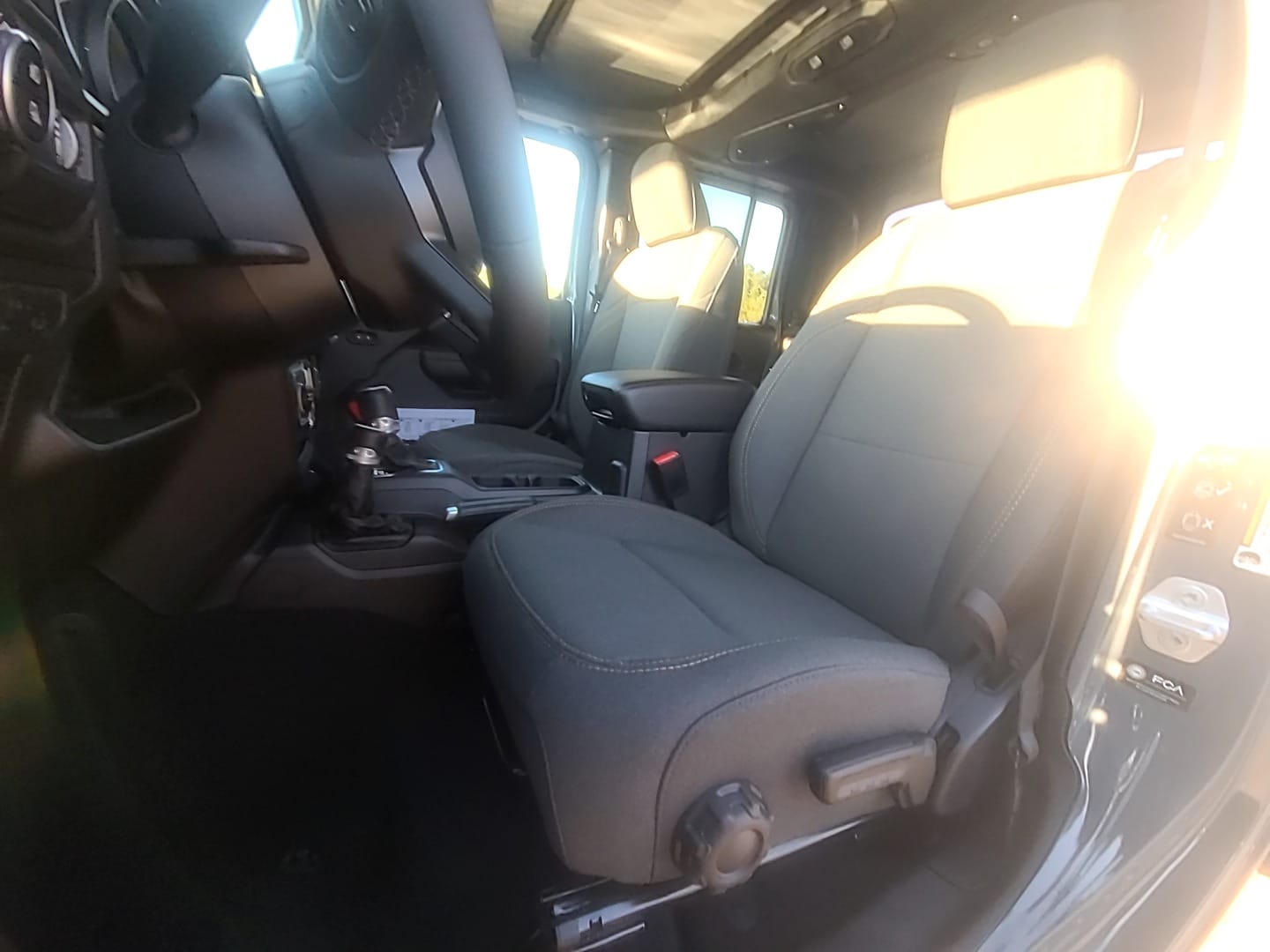 2026 Jeep Gladiator SPORT S 4X4 anvil clearcoat at Griffin CDJR