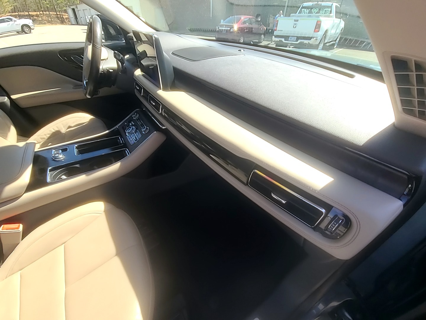 2020 Lincoln Aviator Reserve Blue at Griffin Nissan
