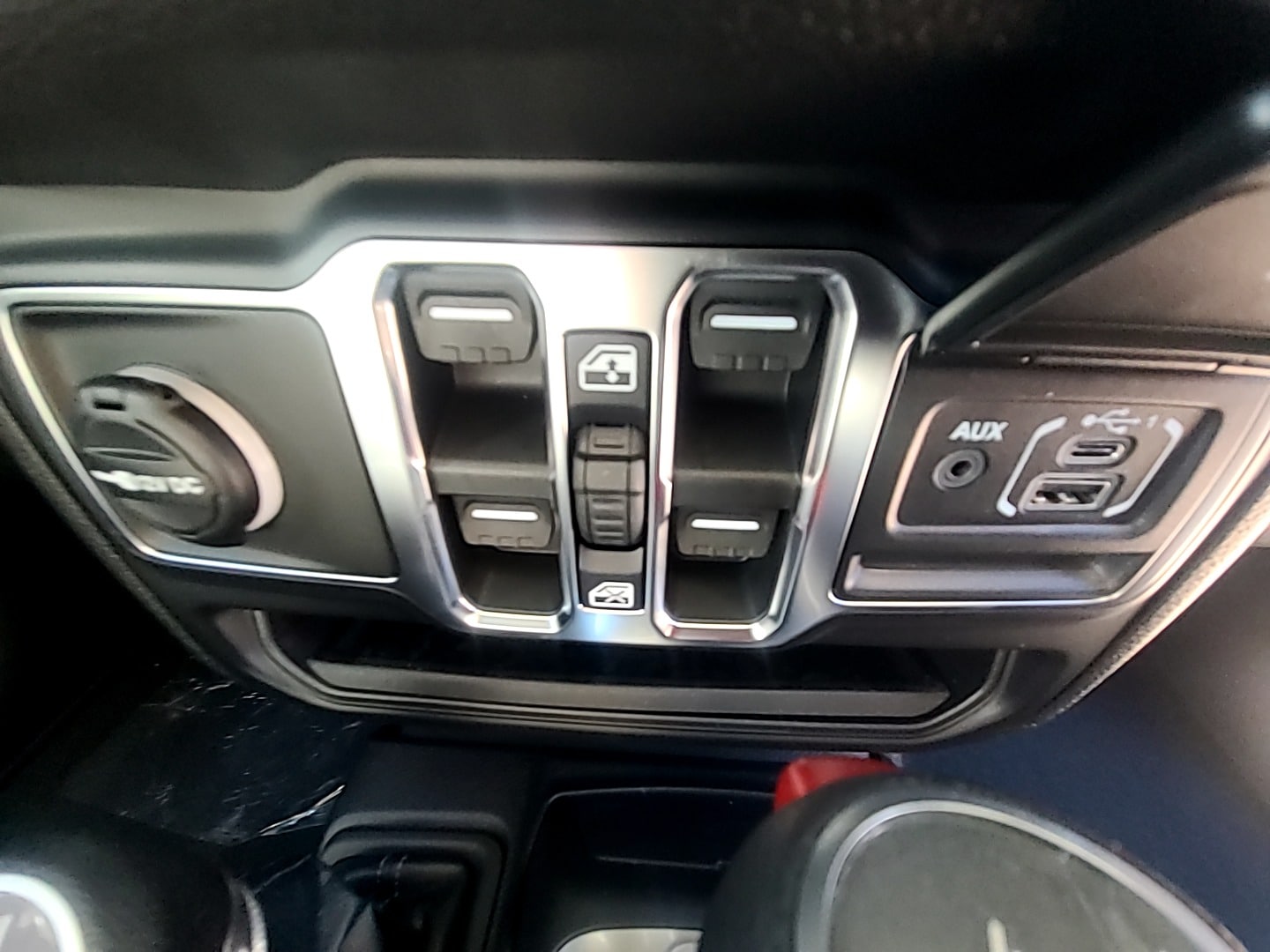 2026 Jeep Wrangler 4-DOOR SPORT S - 9