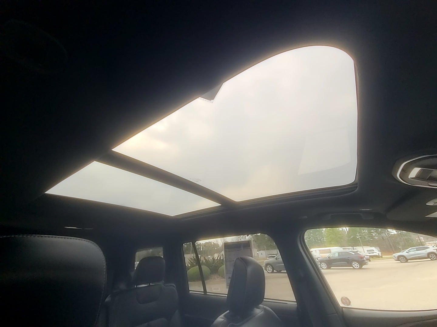 2024 Jeep Grand Cherokee L Limited Baltic Gray Metallic Clearcoat at Low Country Motors
