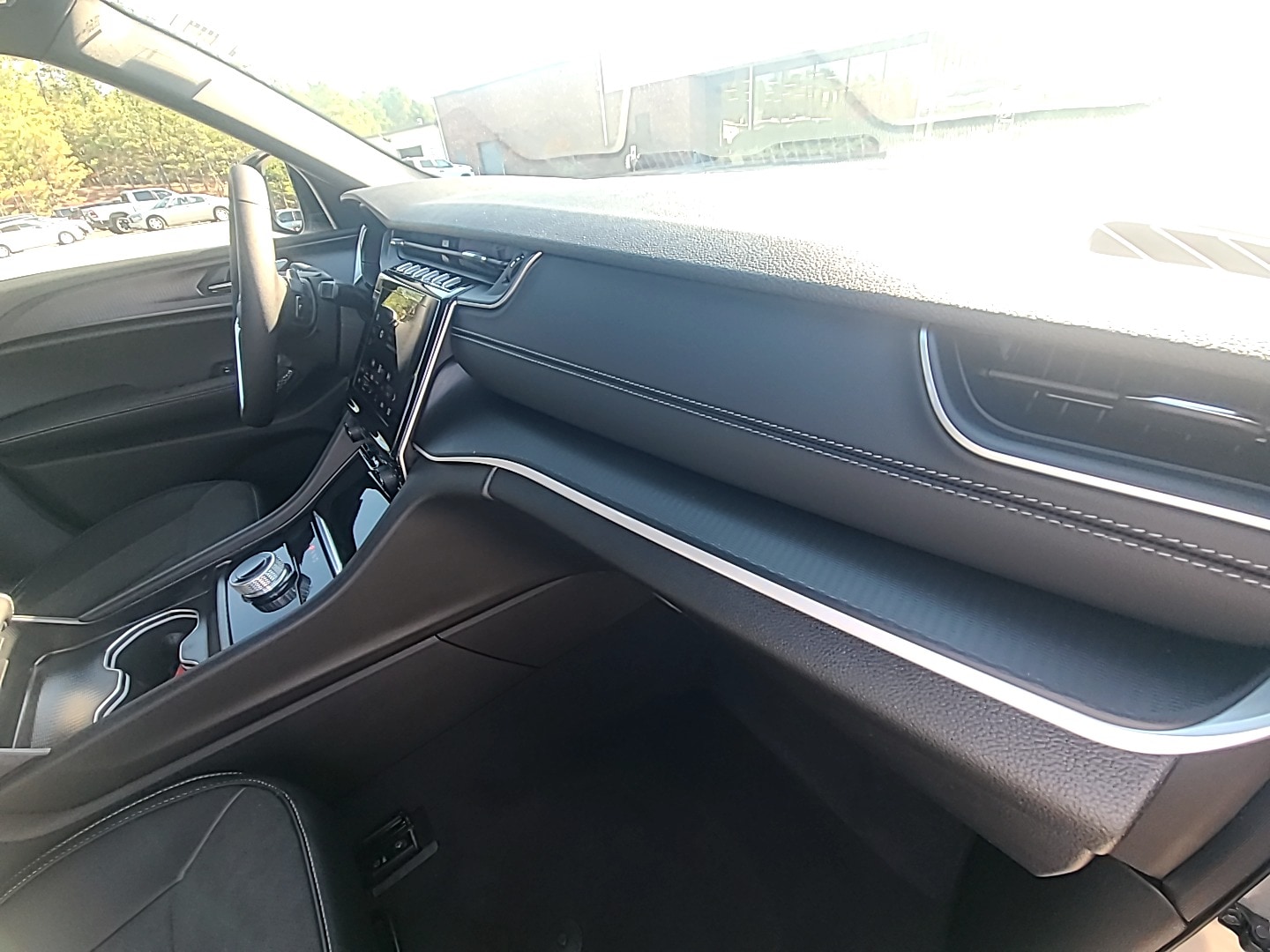 2025 Jeep Grand Cherokee L ALTITUDE X 4X2 - 11