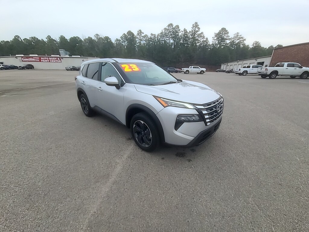 Used 2025 Nissan Rogue SV Sport Utility