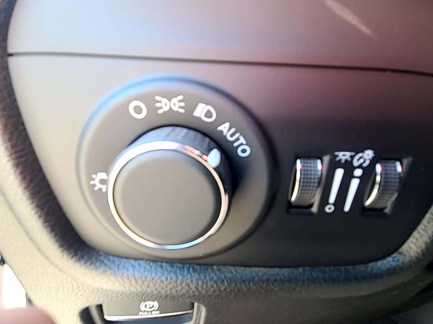 2025 Jeep Grand Cherokee LAREDO X 4X2 Bright White at Griffin CDJR