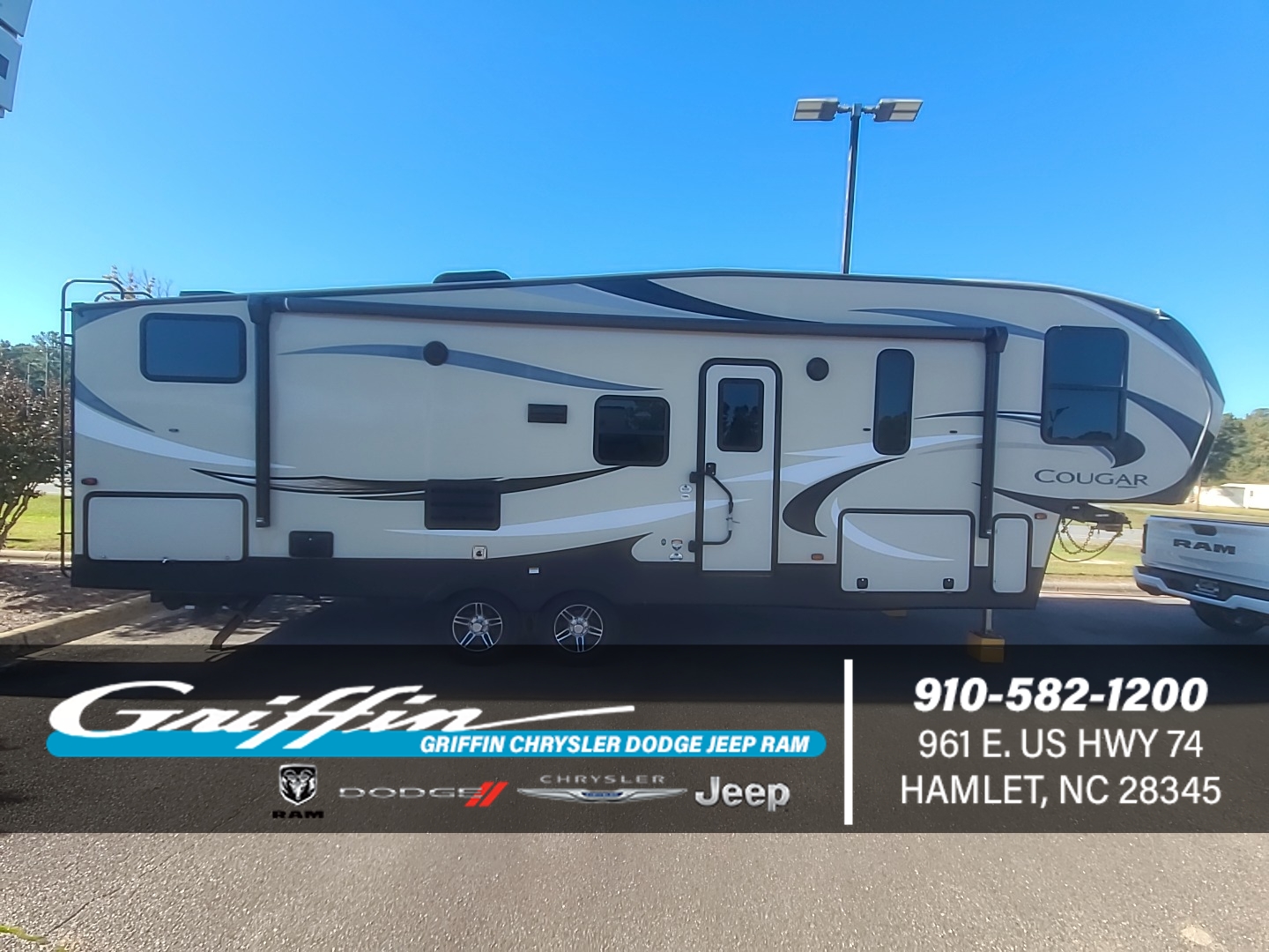 2019 COUGAR 29RDB CAMPER