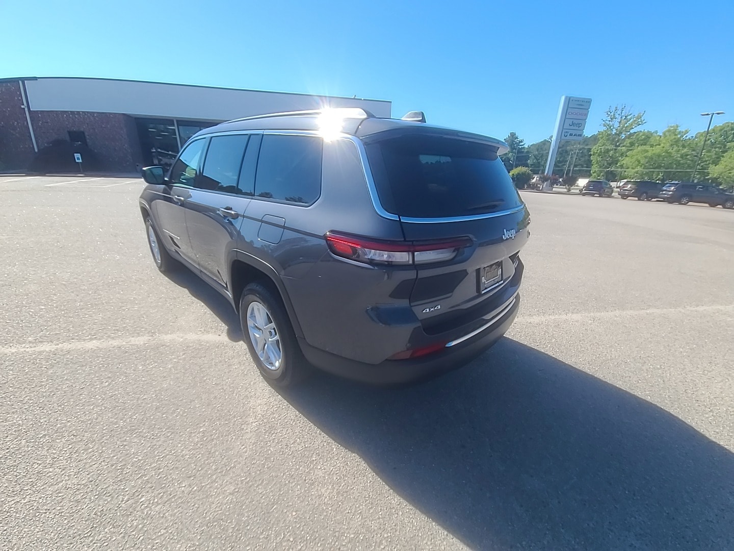 2026 Jeep Grand Cherokee L LAREDO X 4X4 Baltic Gray at Griffin CDJR