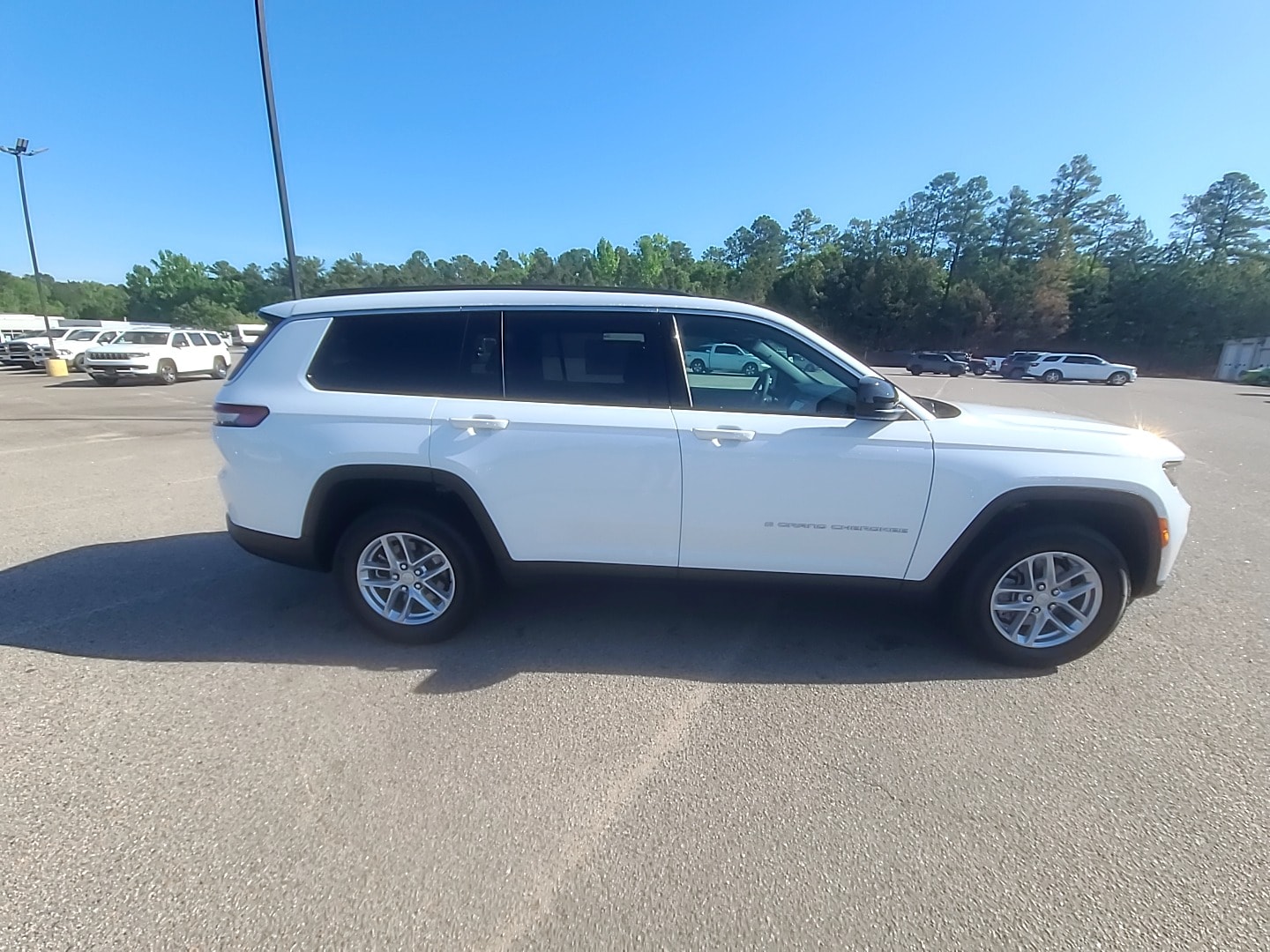 2026 Jeep Grand Cherokee L LAREDO 4X2 Bright White at Griffin CDJR