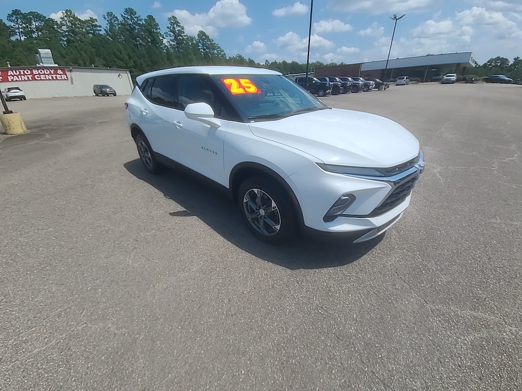 Used 2025 Chevrolet Blazer LT Sport Utility