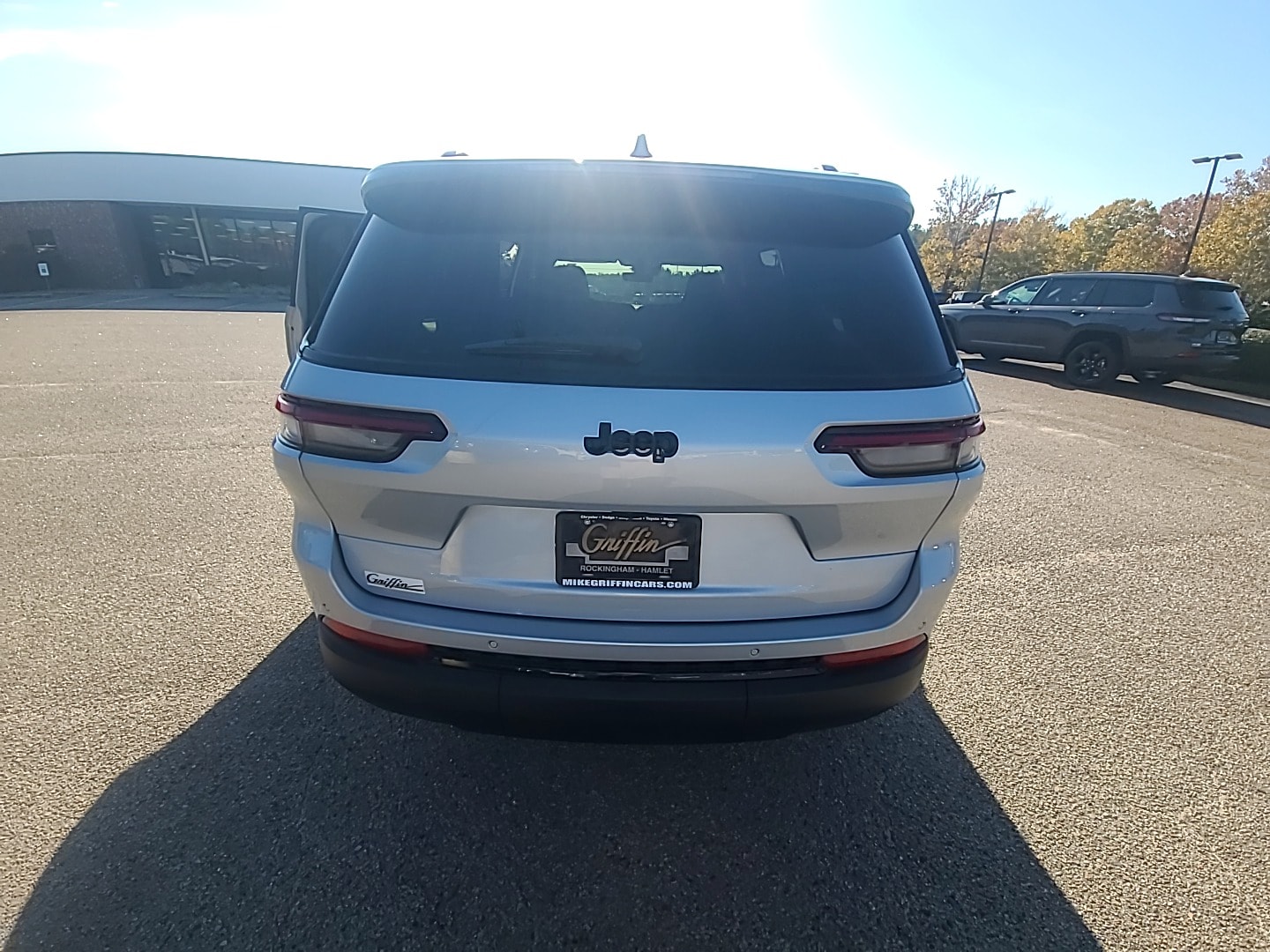 2025 Jeep Grand Cherokee L ALTITUDE X 4X2 Silver Zynith at Griffin CDJR