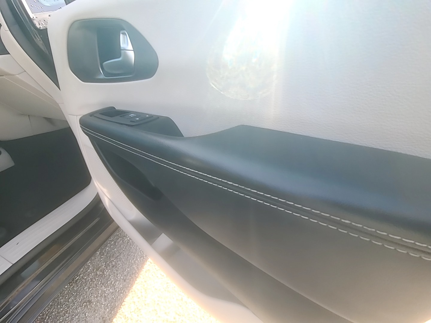 2023 Chrysler Pacifica Touring L Brilliant Black Crystal Pearlcoat at Griffin CDJR