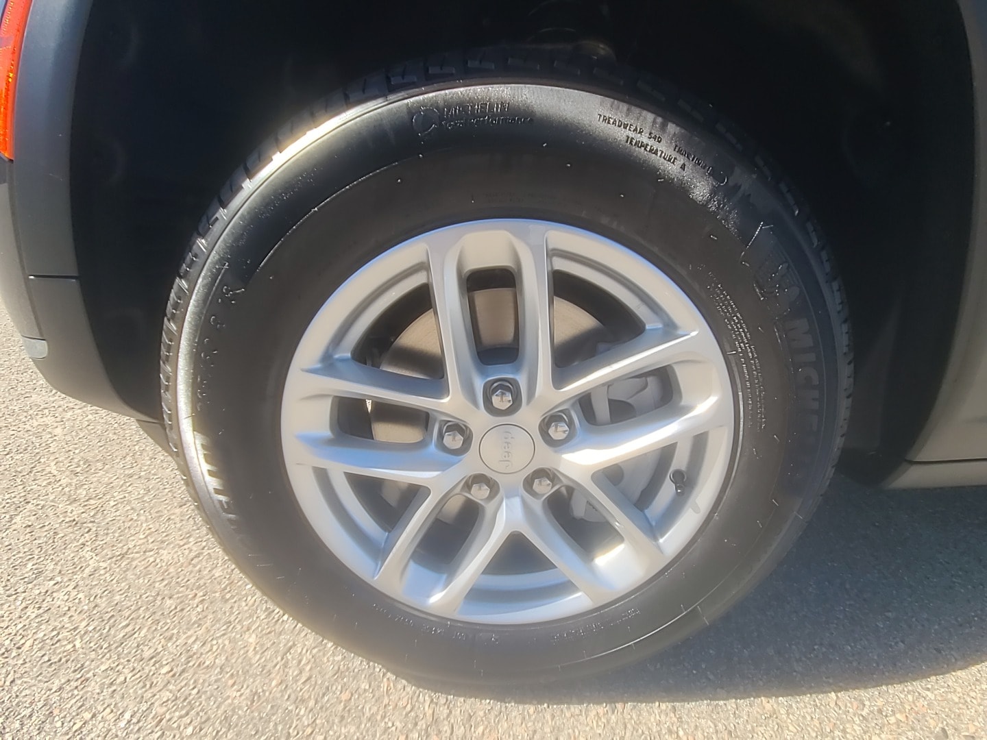 2026 Jeep Grand Cherokee L LAREDO X 4X4 Baltic Gray at Griffin CDJR