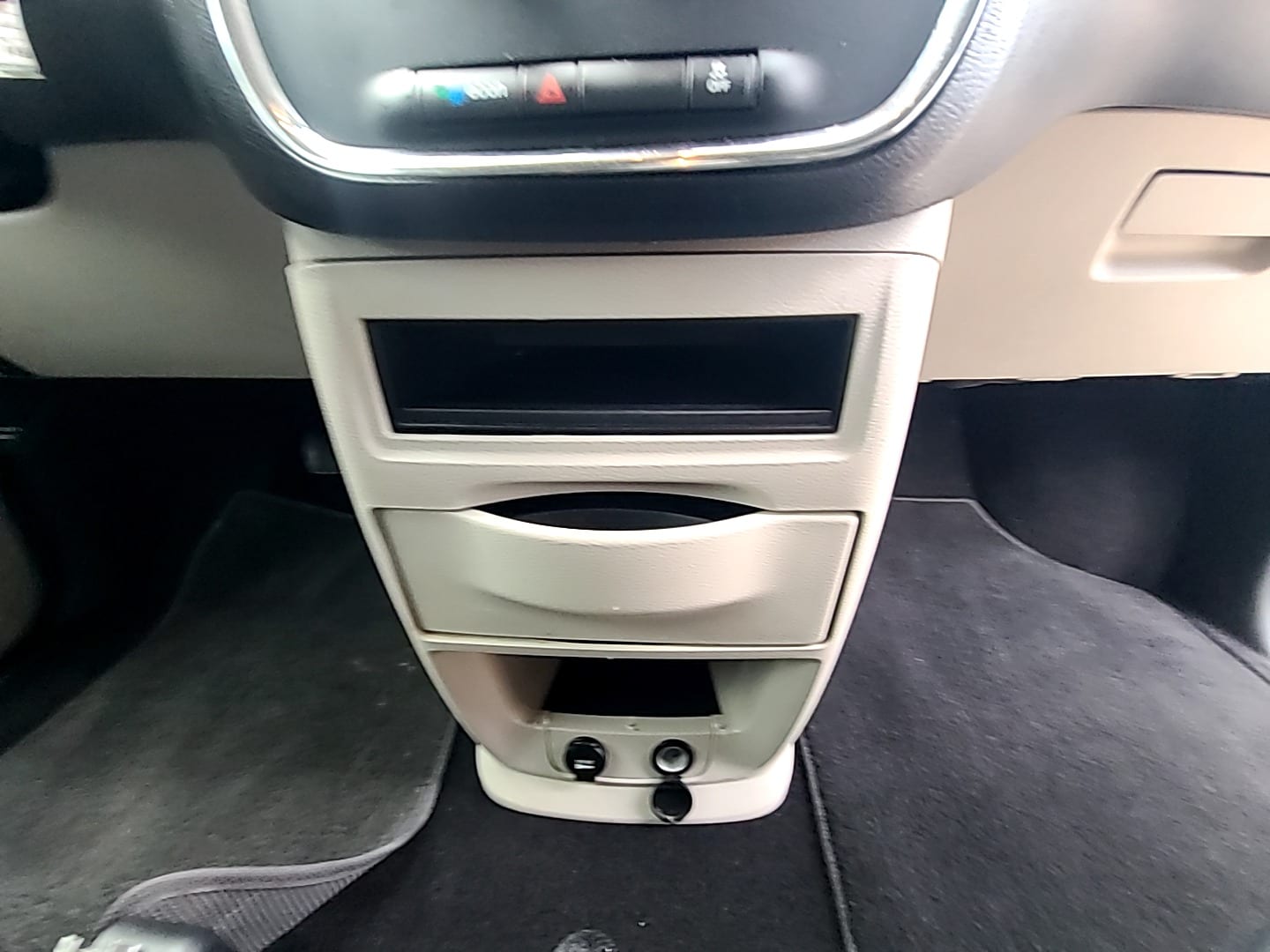 2019 Dodge Grand Caravan SE - 8
