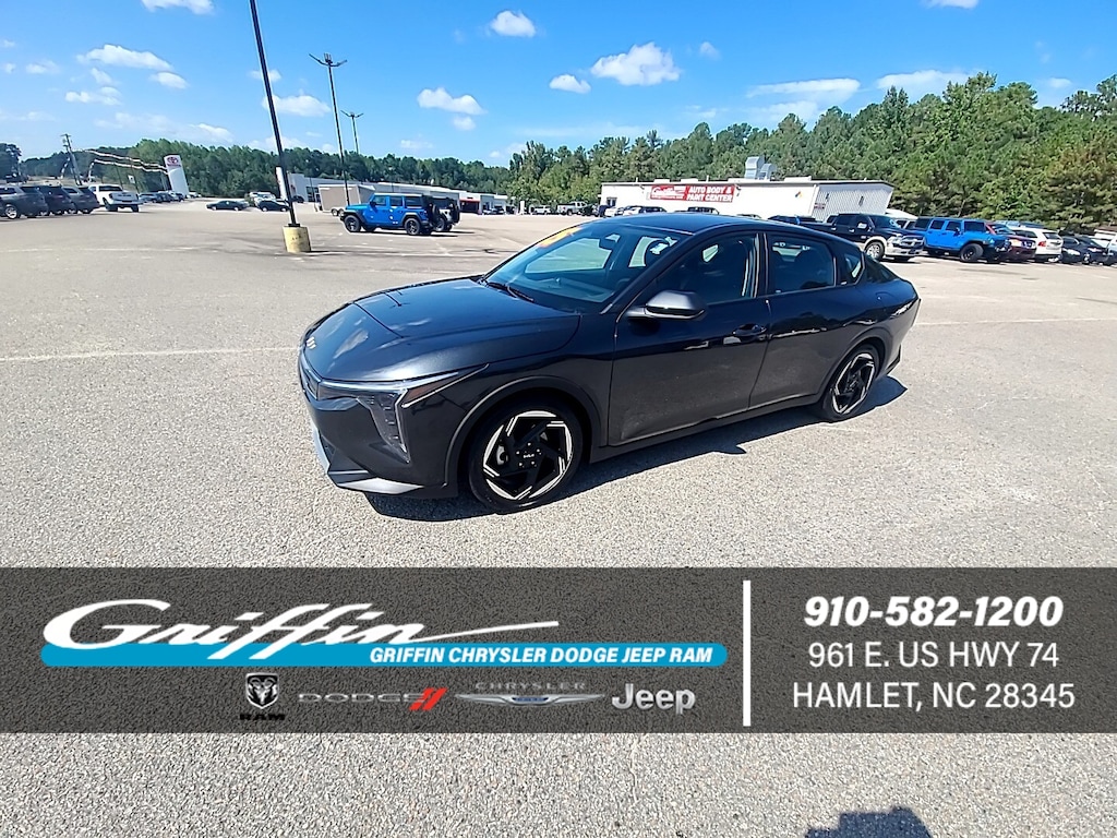 Used 2025 Kia K4 EX Car