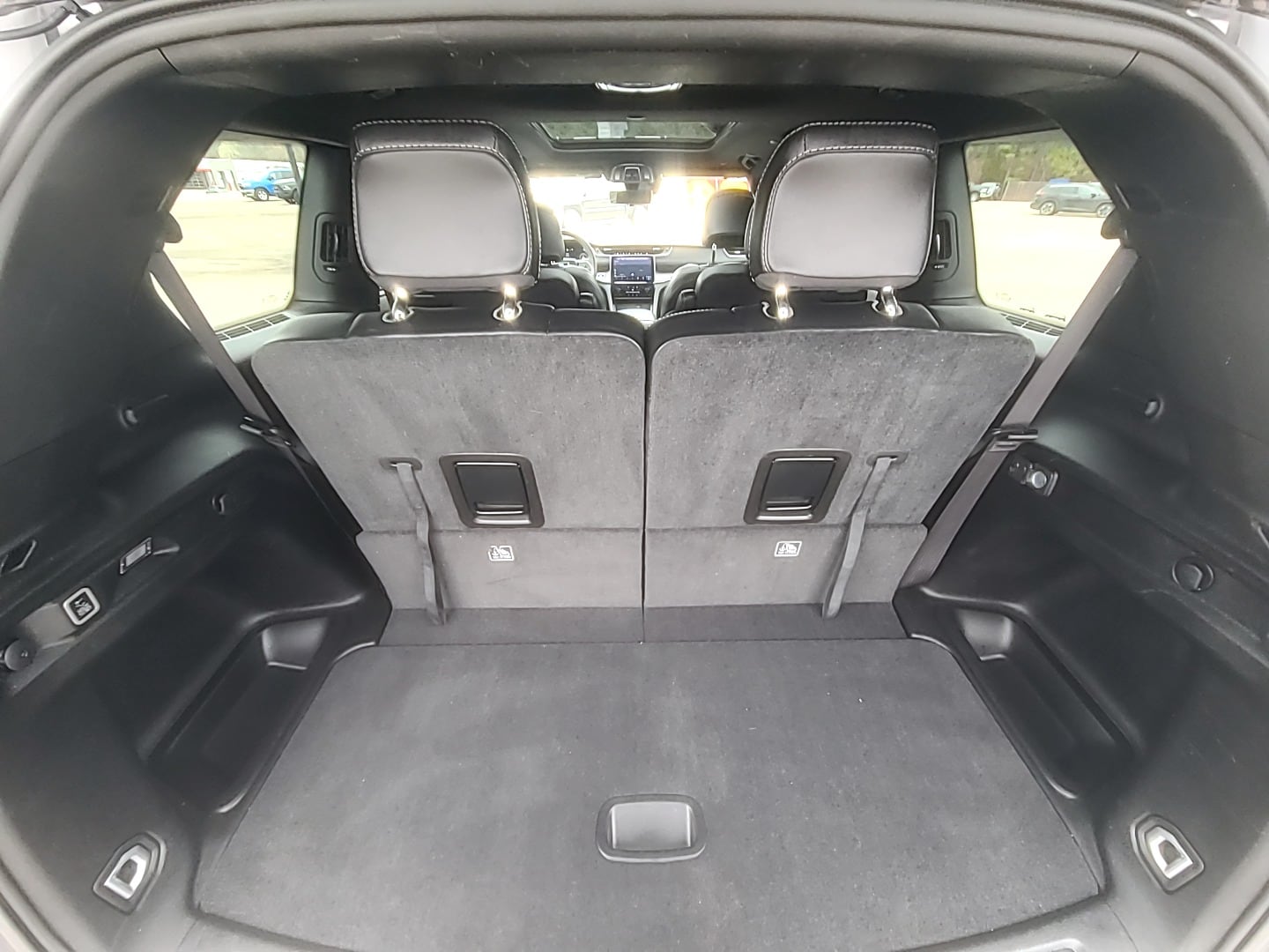 2024 Jeep Grand Cherokee L Limited Baltic Gray Metallic Clearcoat at Low Country Motors