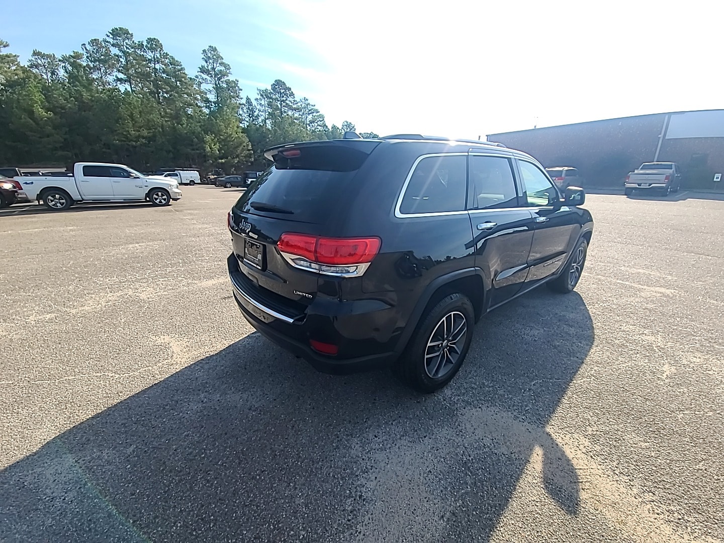 2018 Jeep Grand Cherokee Limited Diamond Black Crystal Pearlcoat at Payless Car Sales