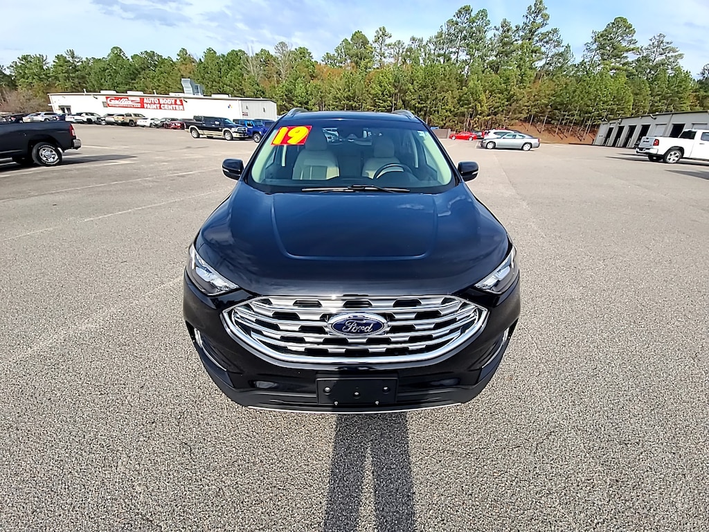 Used 2019 Ford Edge SEL Sport Utility
