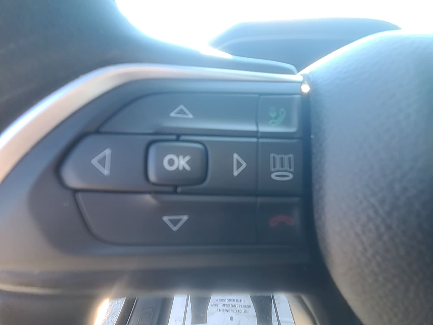 2025 Jeep Grand Cherokee Altitude Diamond Black Crystal Pearlcoat at Griffin CDJR