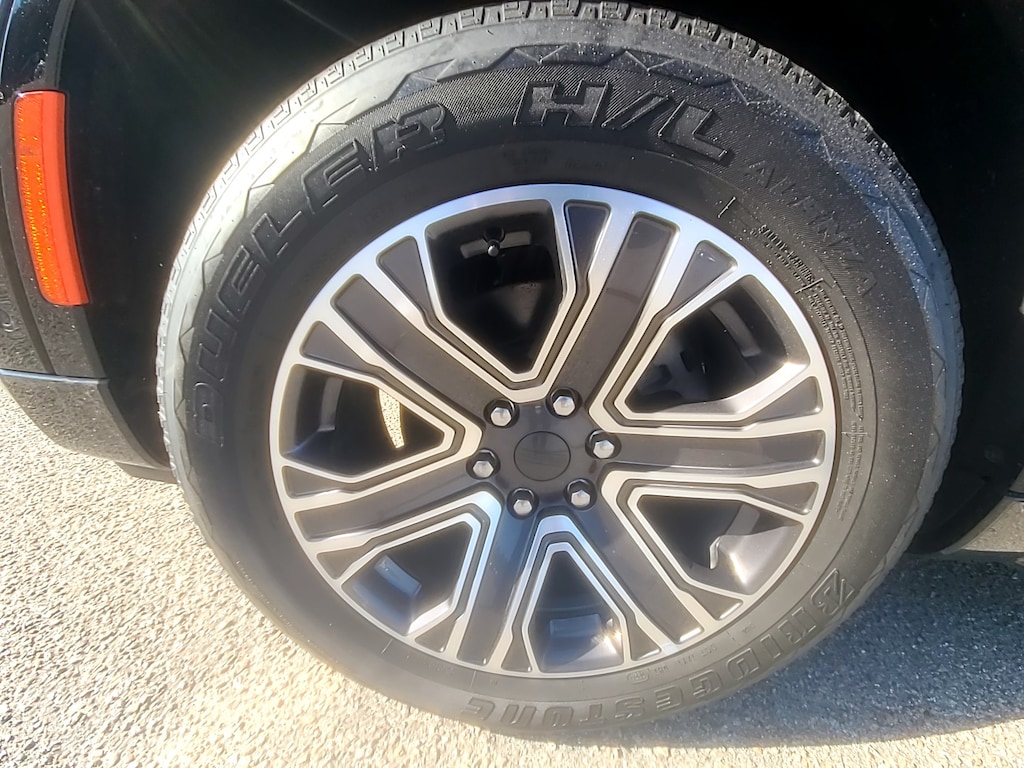 Used 2024 Jeep Wagoneer L Series II Sport Utility