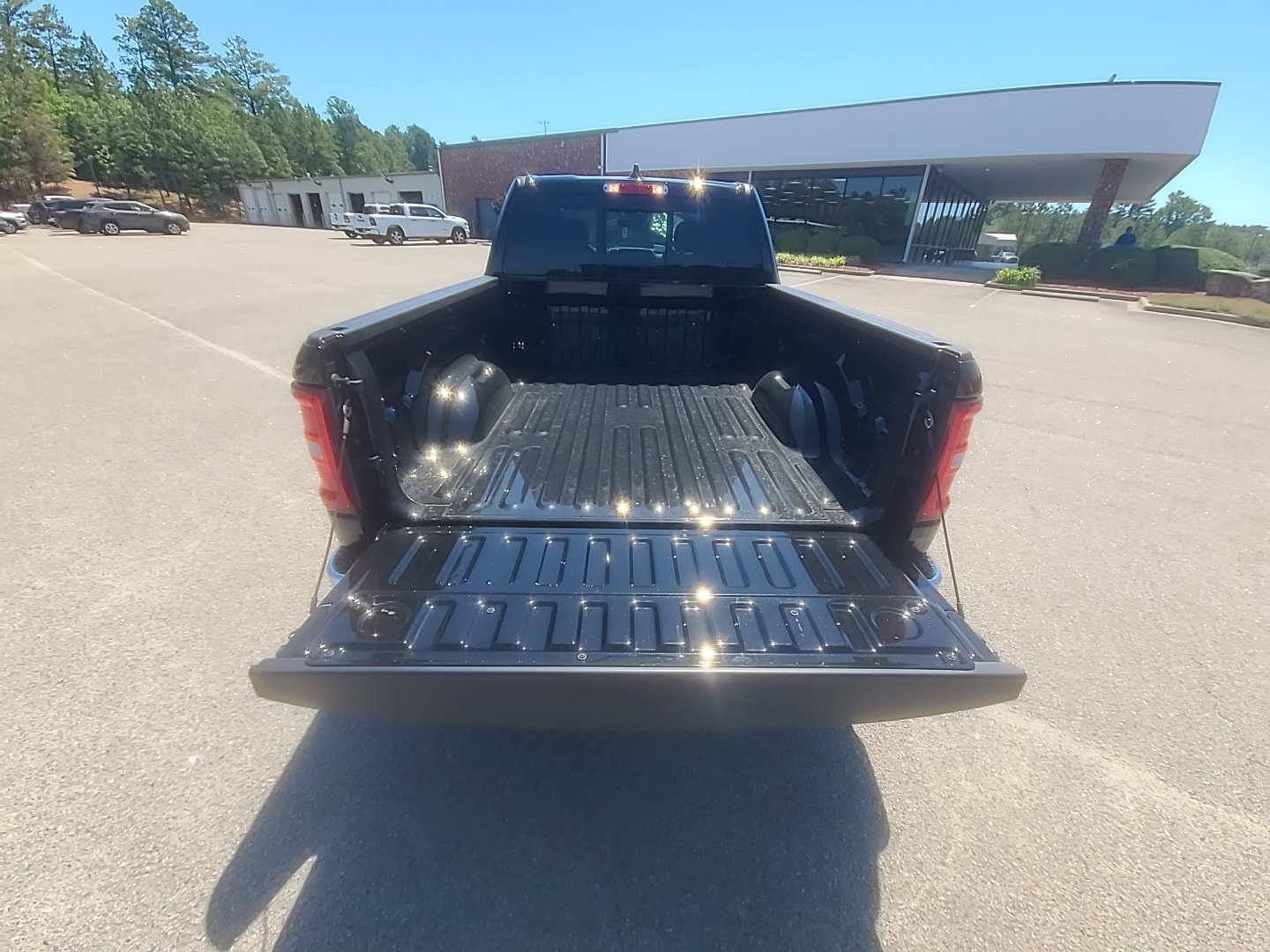 2026 Ram 1500 BIG HORN CREW CAB 4X4 6'4 BOX Diamond Black Crystal Pearlcoat at Griffin CDJR