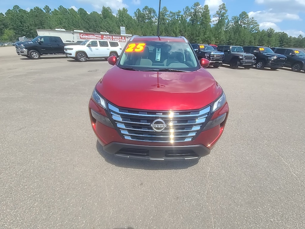 Used 2025 Nissan Rogue SV Sport Utility