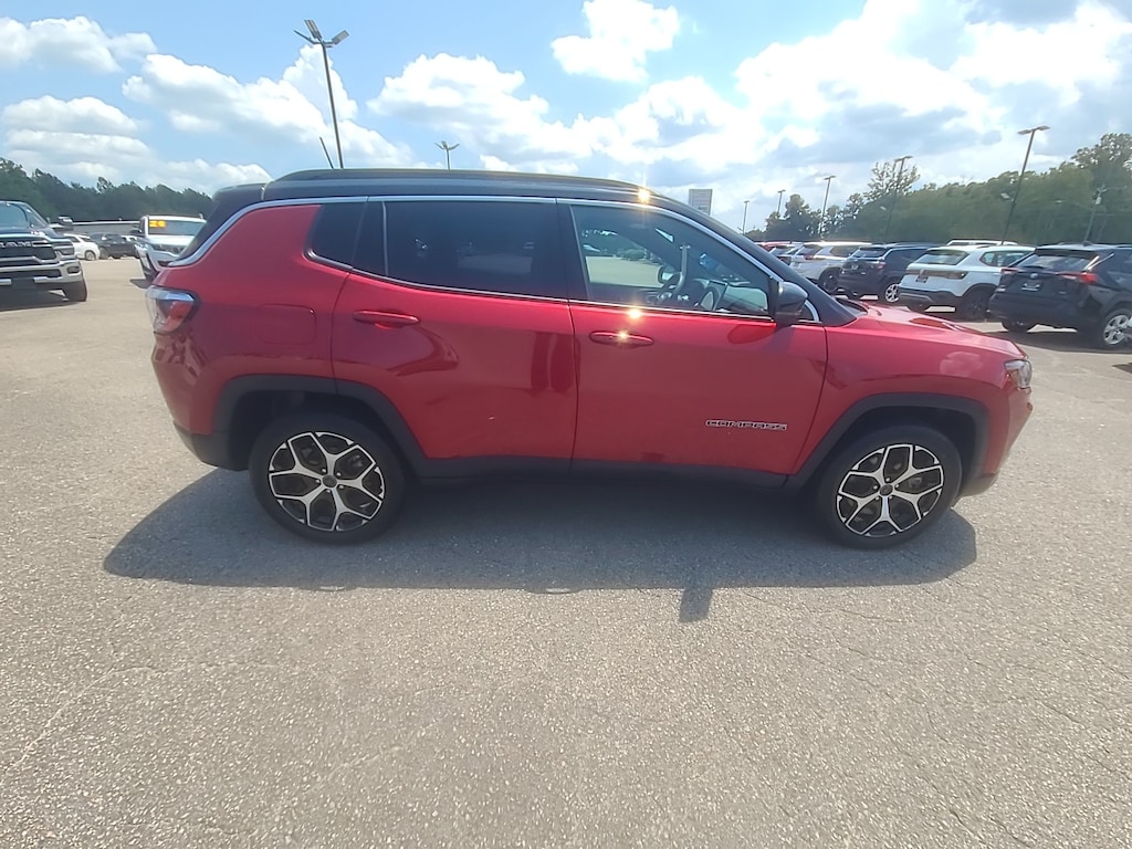Used 2025 Jeep Compass Limited Sport Utility