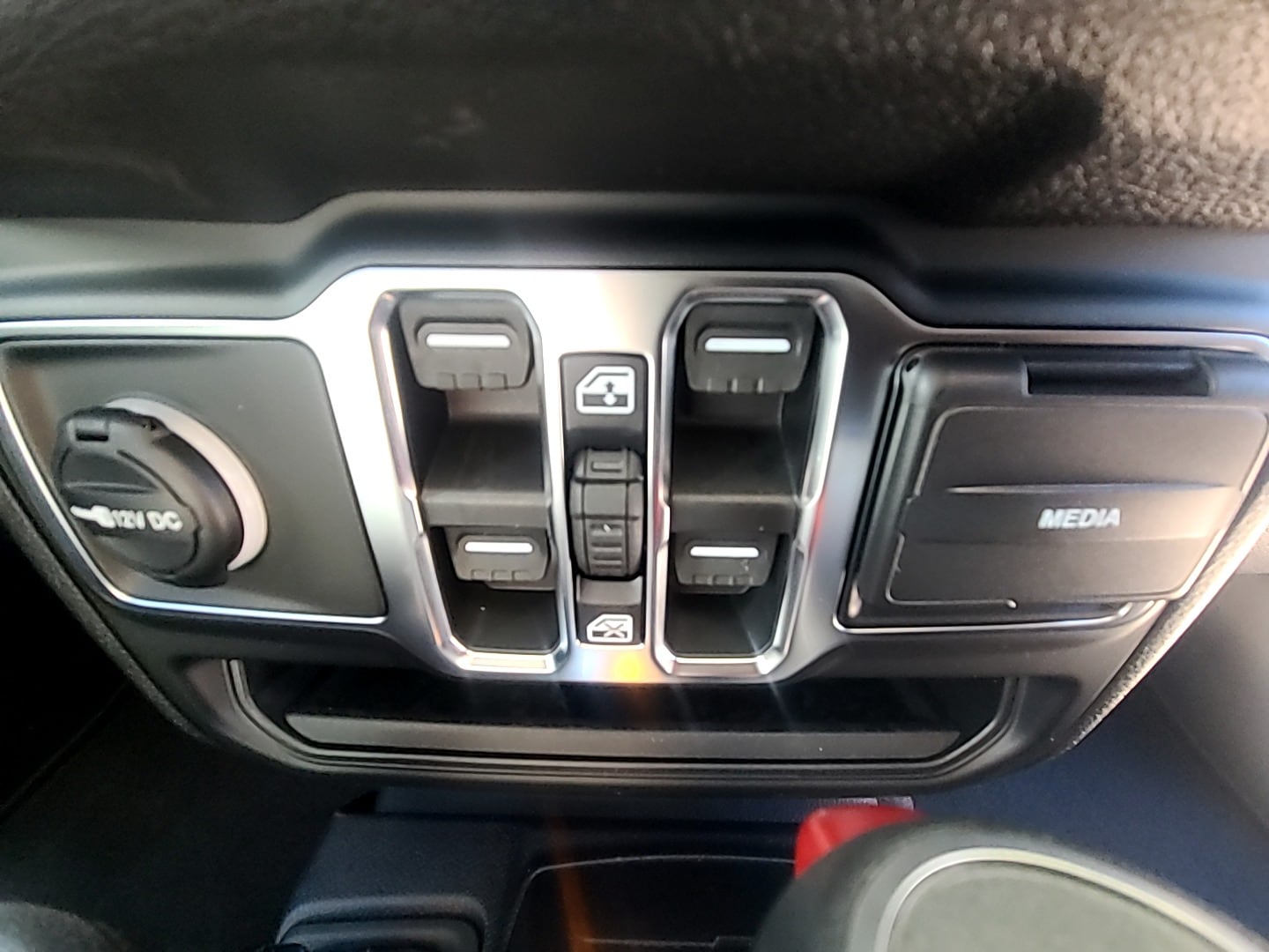 2026 Jeep Wrangler 4-DOOR SPORT S granite crystal metallic clearcoat at Griffin CDJR