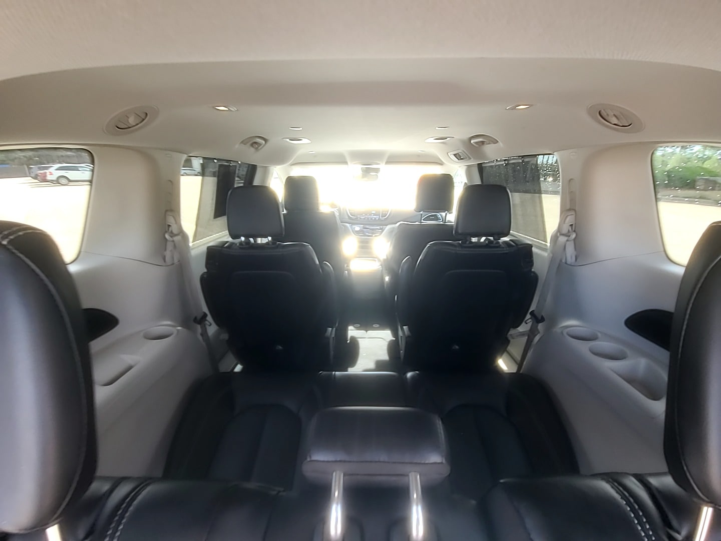 2023 Chrysler Pacifica Touring L Brilliant Black Crystal Pearlcoat at Griffin CDJR