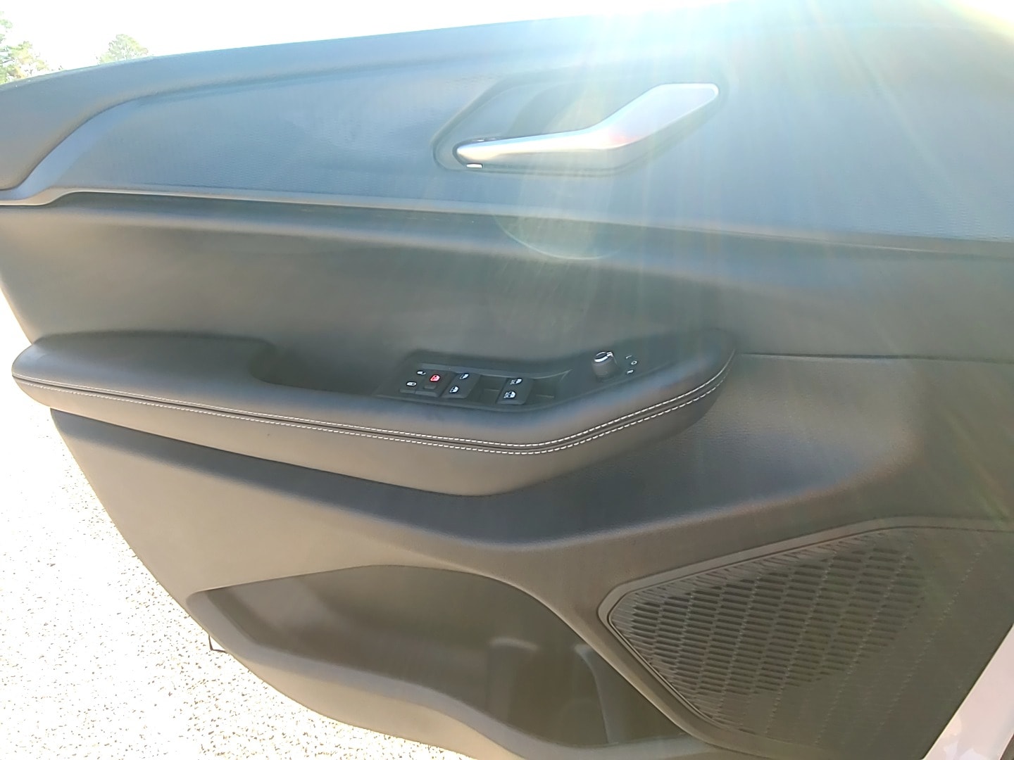 2025 Jeep Grand Cherokee LAREDO X 4X2 Bright White at Griffin CDJR