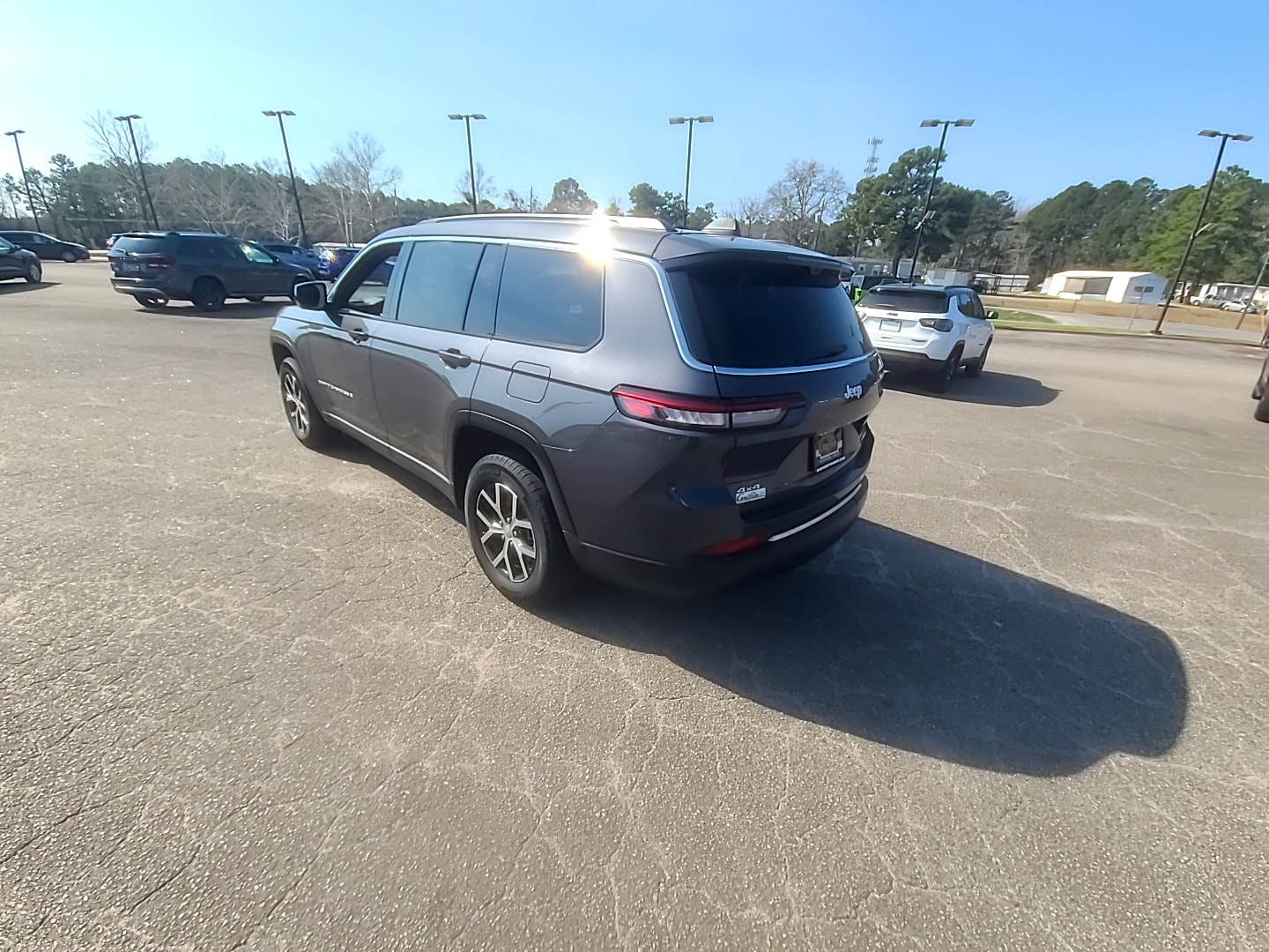 2024 Jeep Grand Cherokee L Limited Baltic Gray Metallic Clearcoat at Low Country Motors