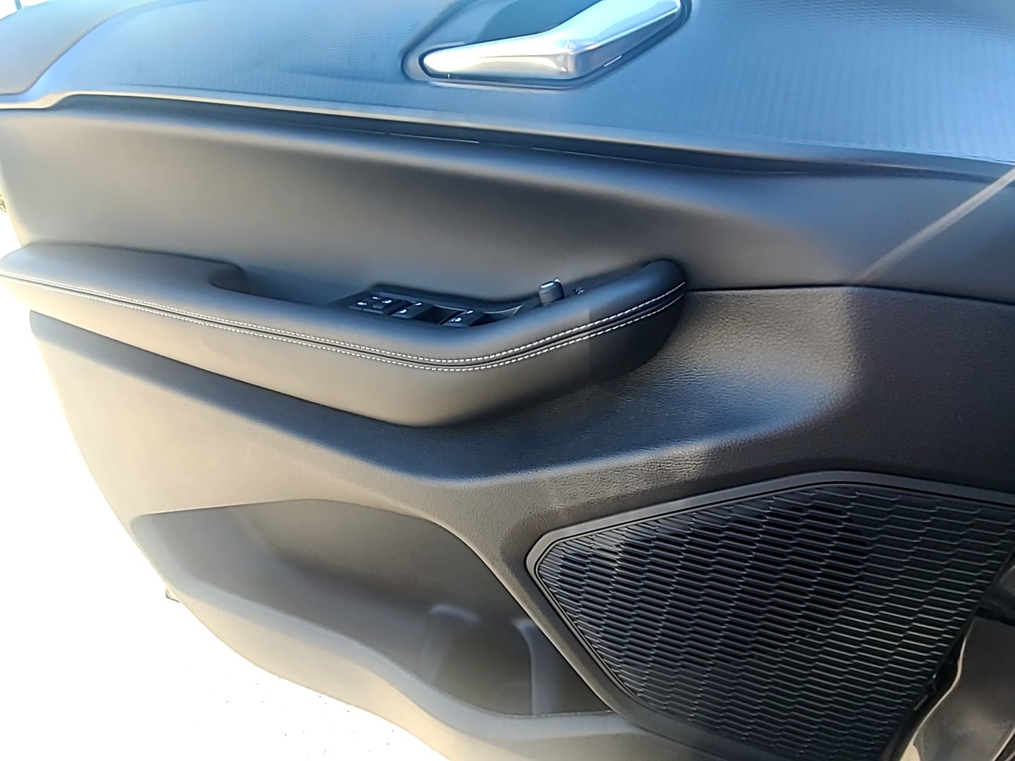 2025 Jeep Grand Cherokee ALTITUDE X 4X2 Baltic Gray at Griffin CDJR