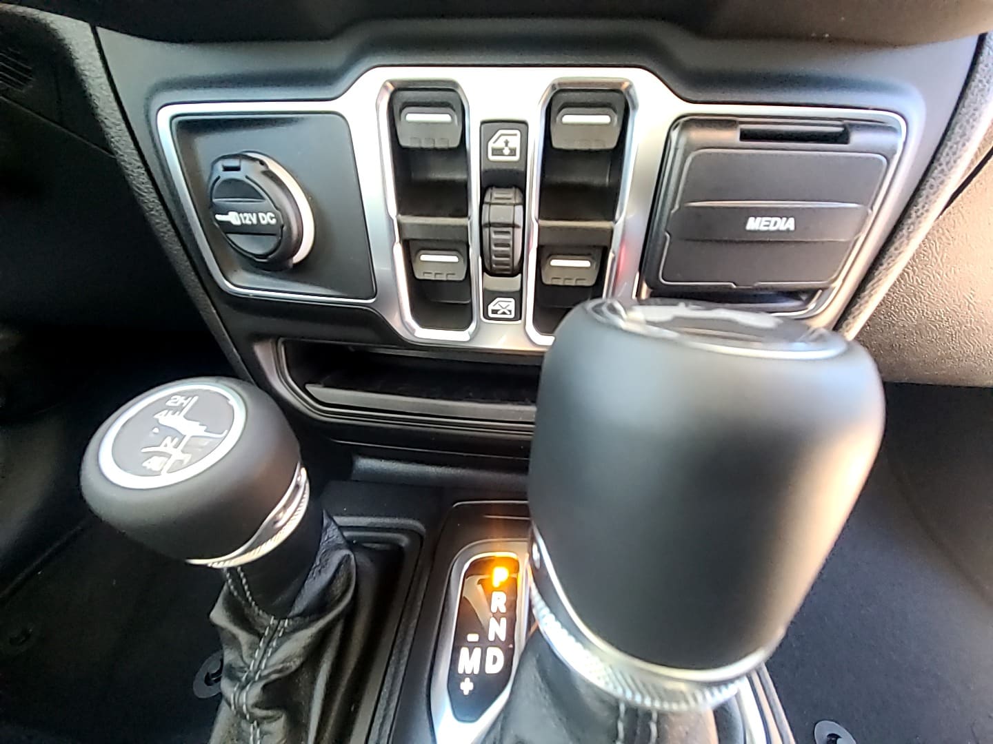 2026 Jeep Wrangler 4-DOOR SAHARA - 7