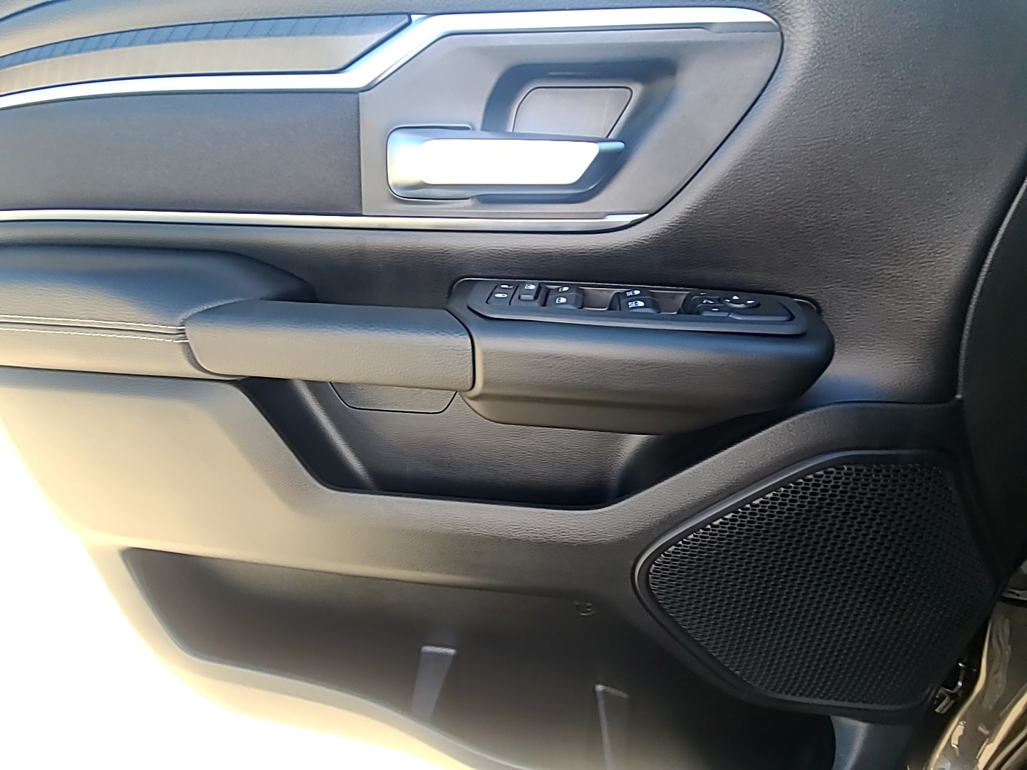 2026 Ram 1500 BIG HORN CREW CAB 4X4 5'7 BOX Granite Crystal at Griffin CDJR