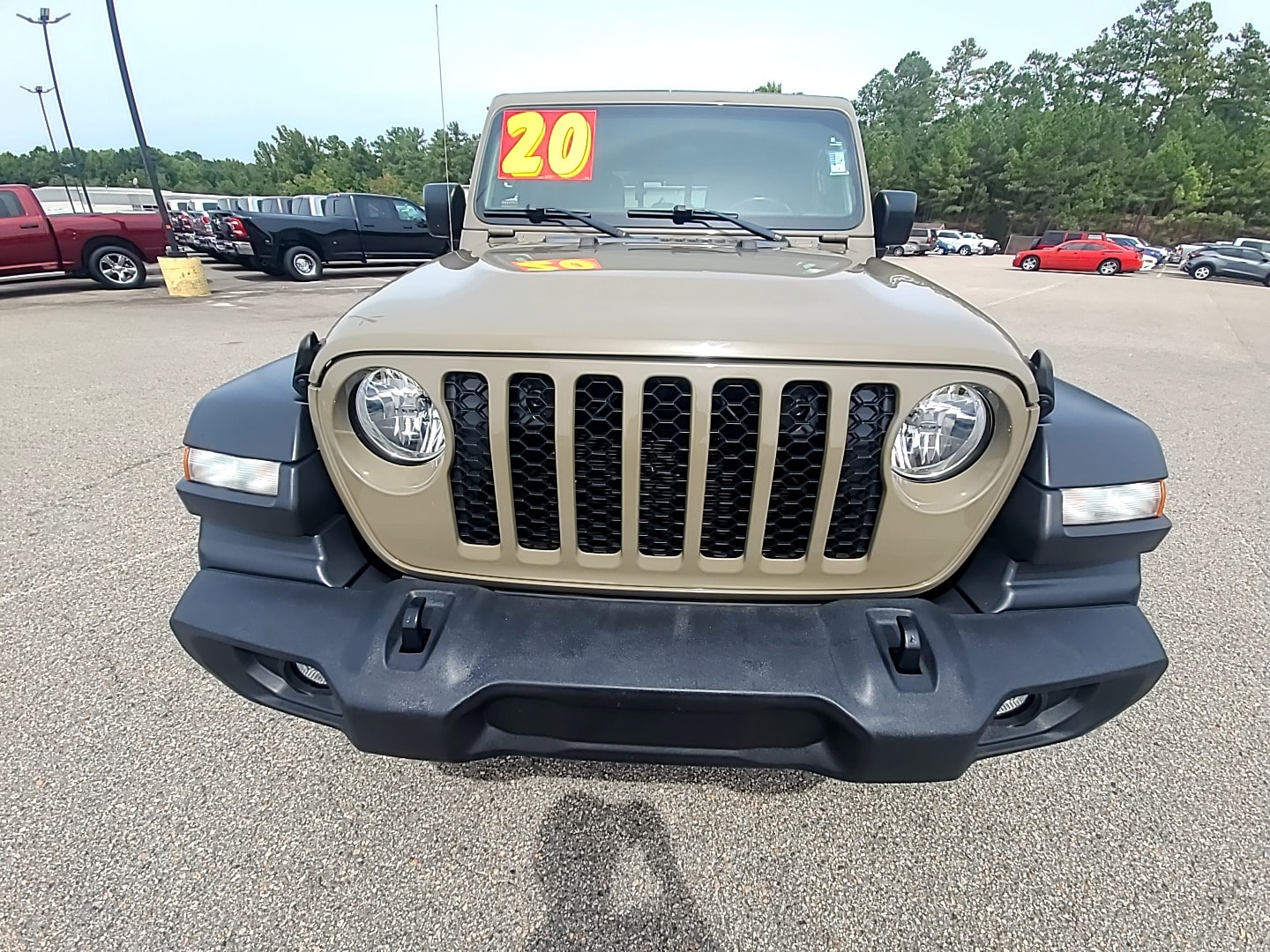 Used 2020 Jeep Gladiator Sport S with VIN 1C6JJTAG1LL164124 for sale in Hamlet, NC