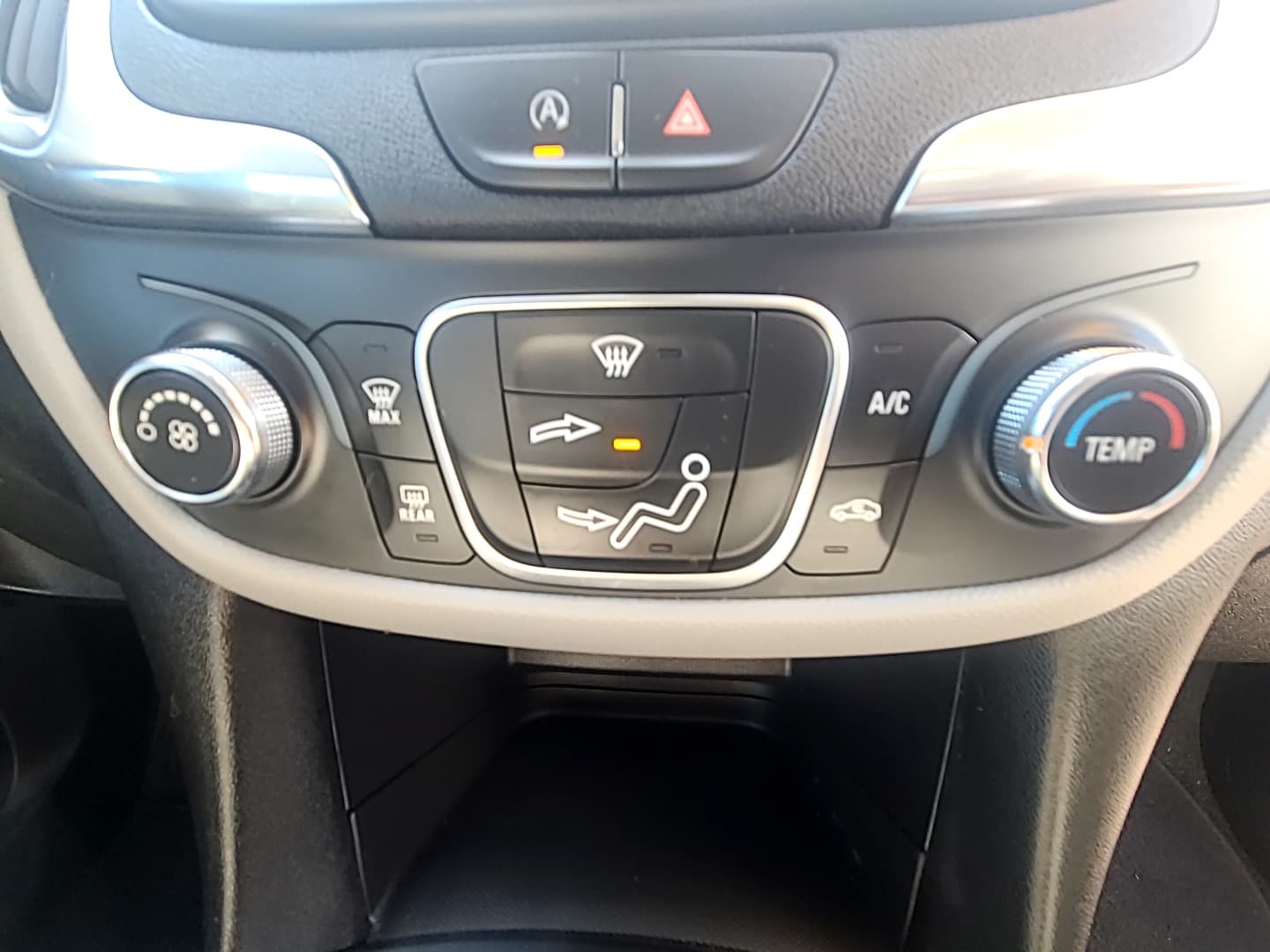 2024 Chevrolet Equinox LS - 10