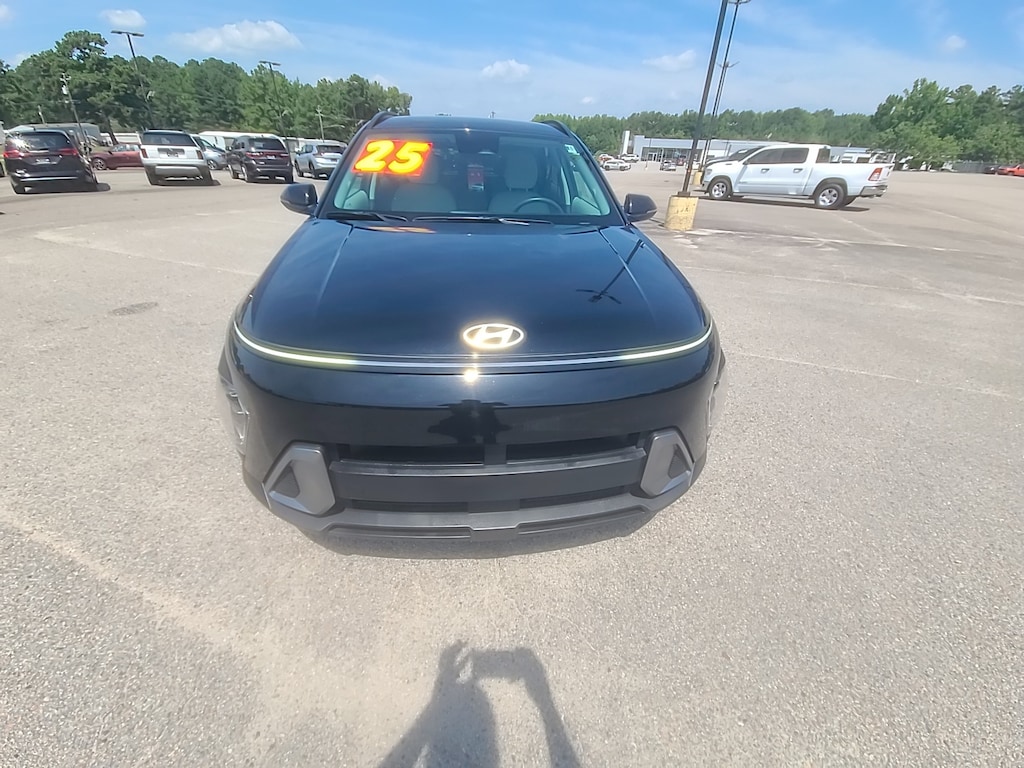 Used 2025 Hyundai Kona SEL Sport Utility