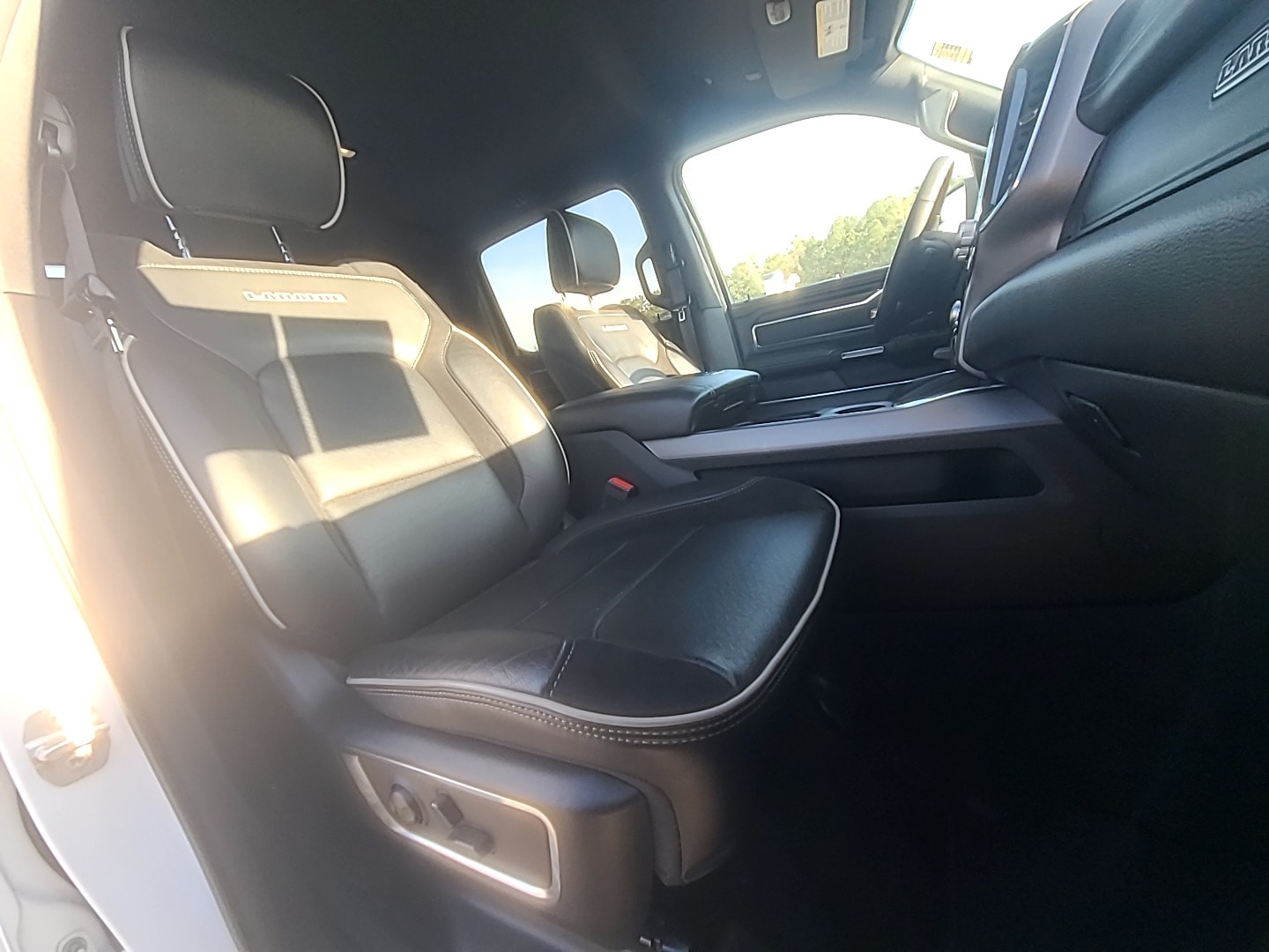 2025 Ram 1500 Laramie - 7
