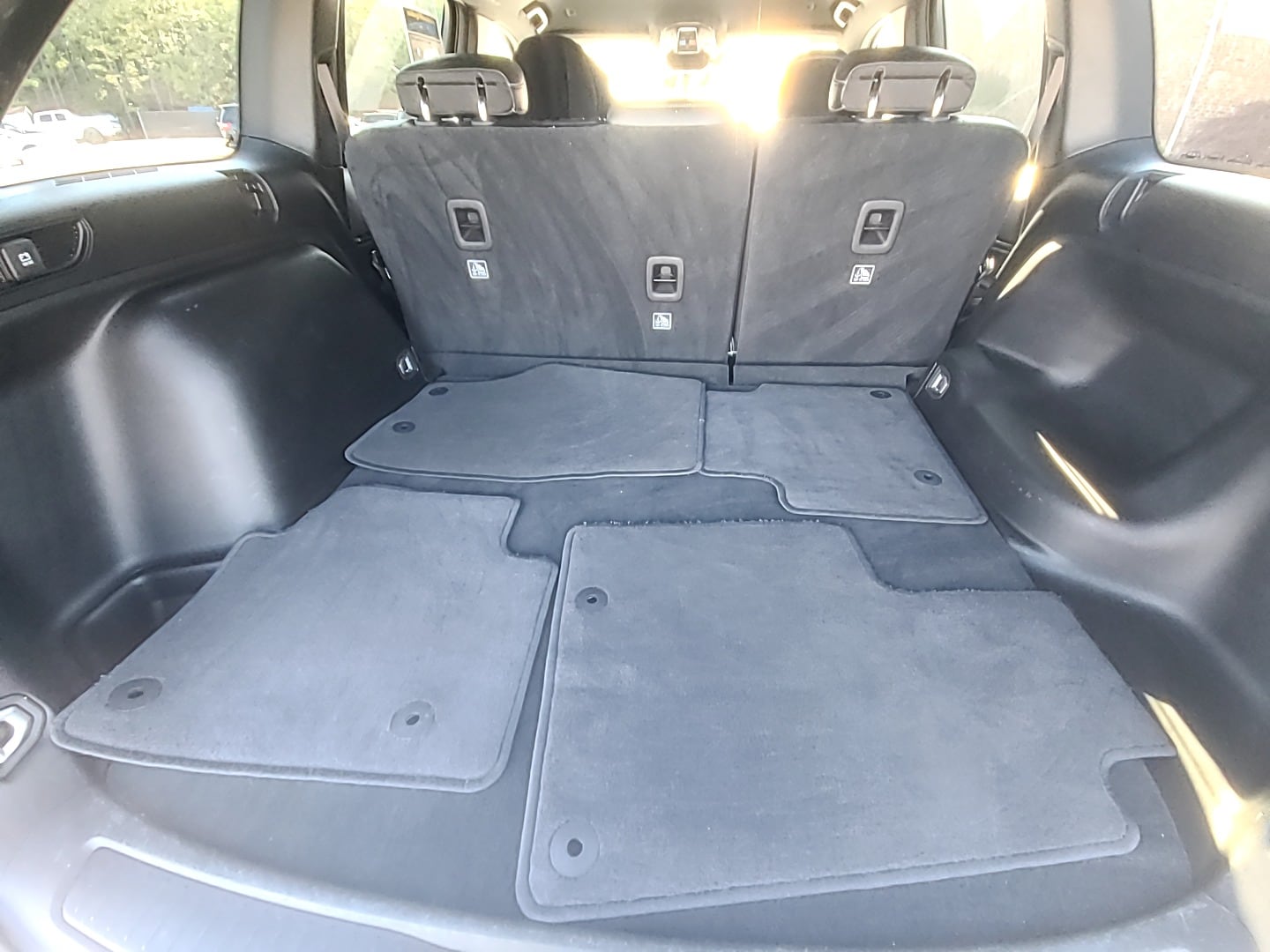 2025 Jeep Grand Cherokee Altitude Bright White Clearcoat at Griffin CDJR