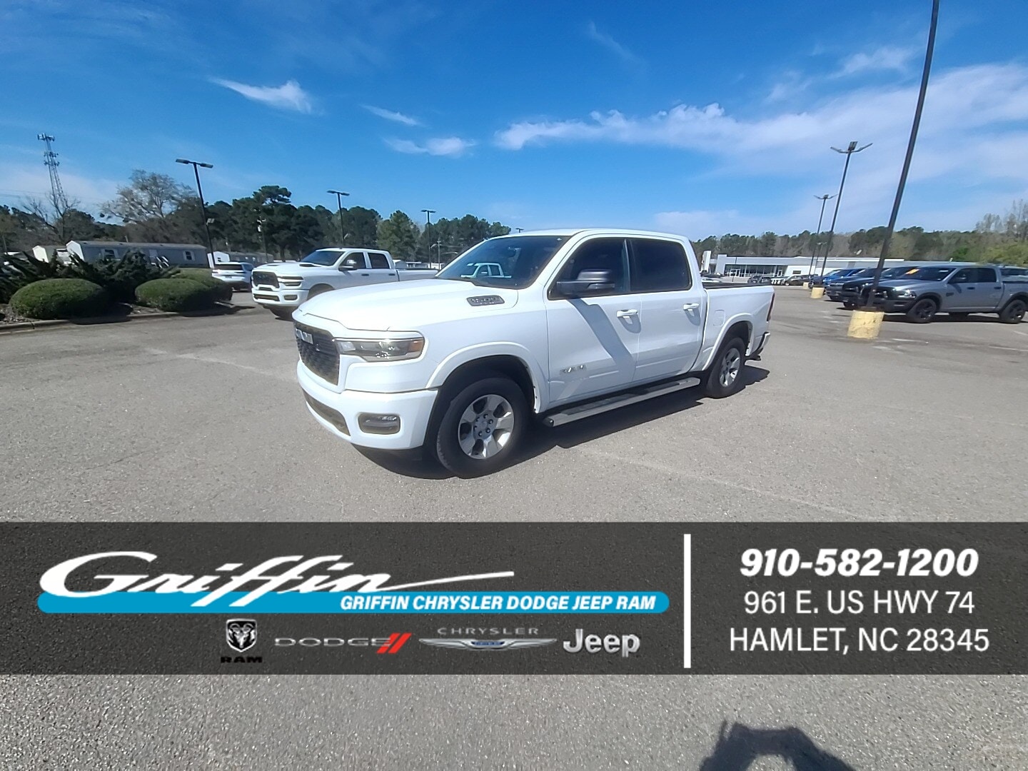 2025 RAM 1500 Big Horn/Lone Star 4x4 Crew Cab 5'7's photo