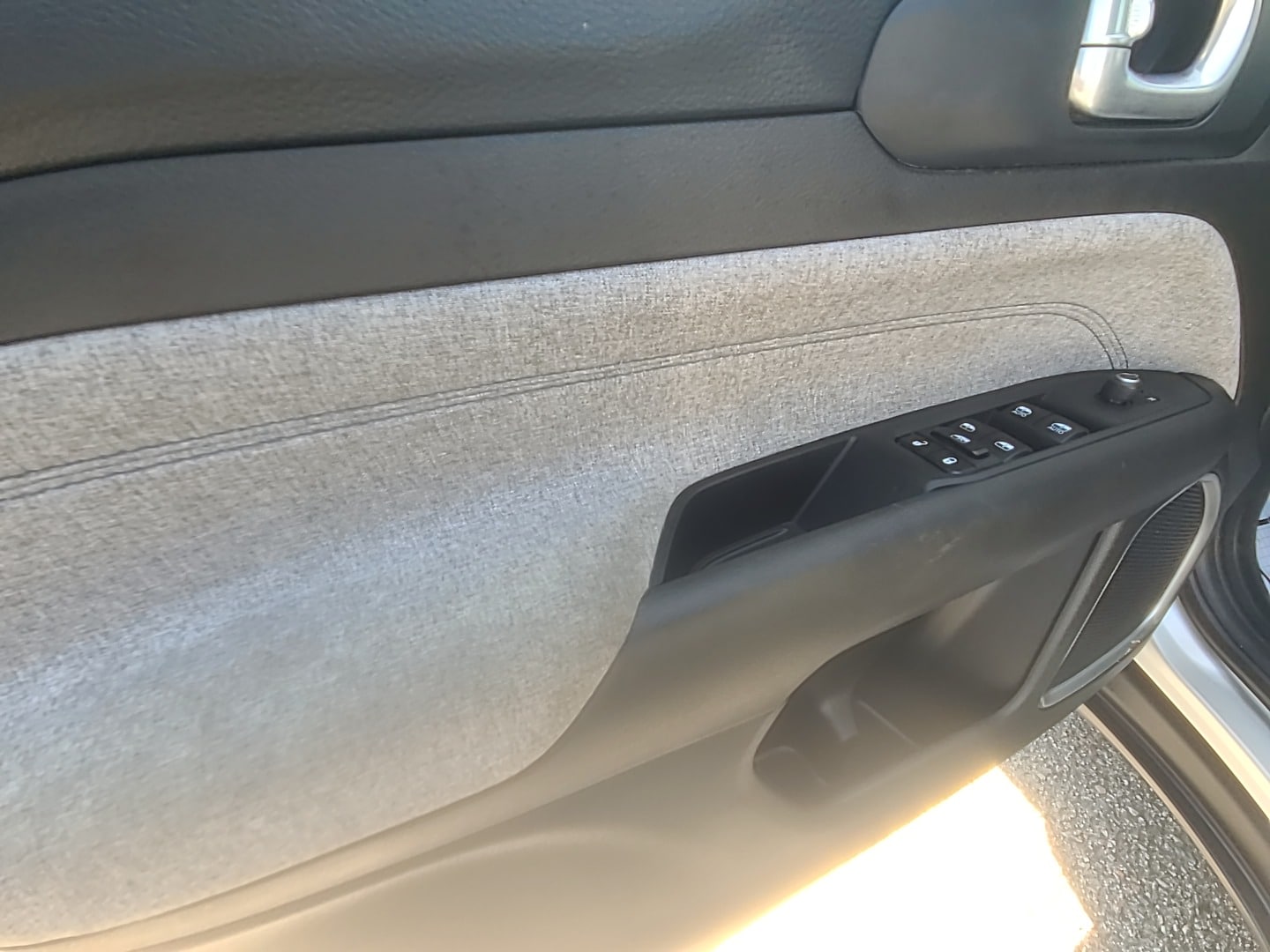 2024 Jeep Compass Latitude Silver Zynith Metallic Clearcoat at Cooper Chevrolet GMC