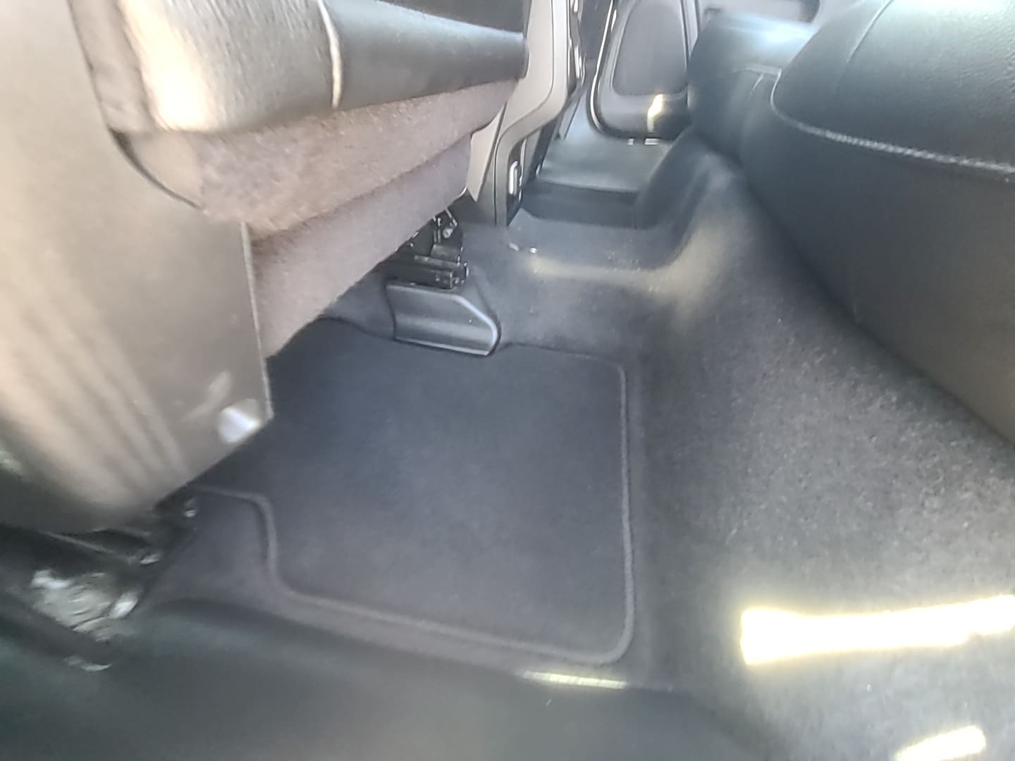 2024 Jeep Compass Latitude Silver Zynith Metallic Clearcoat at Cooper Chevrolet GMC