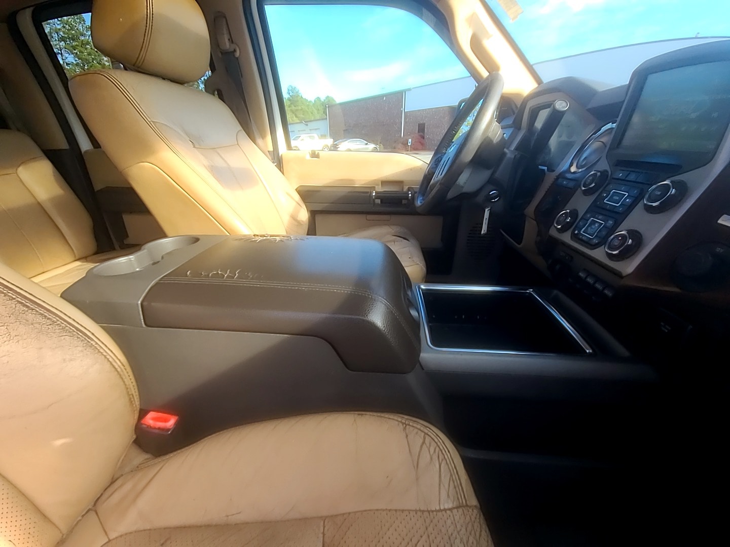 2015 Ford Super Duty F-350 SRW LARIAT FX-4 - 8