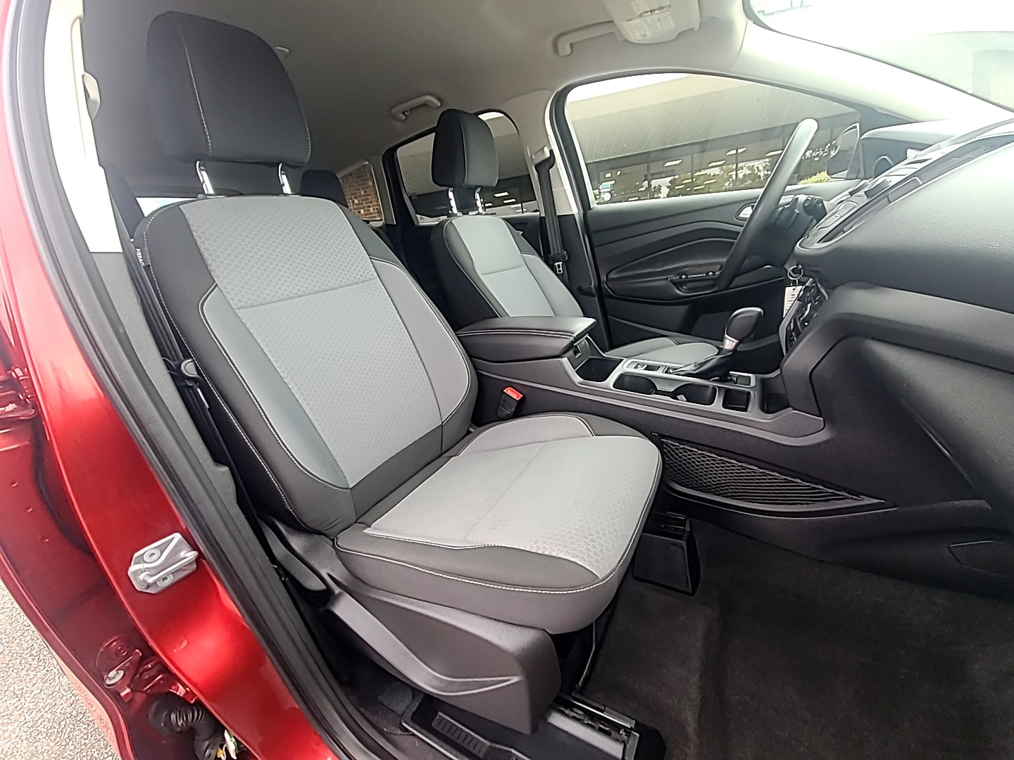 2017 Ford Escape SE - 4